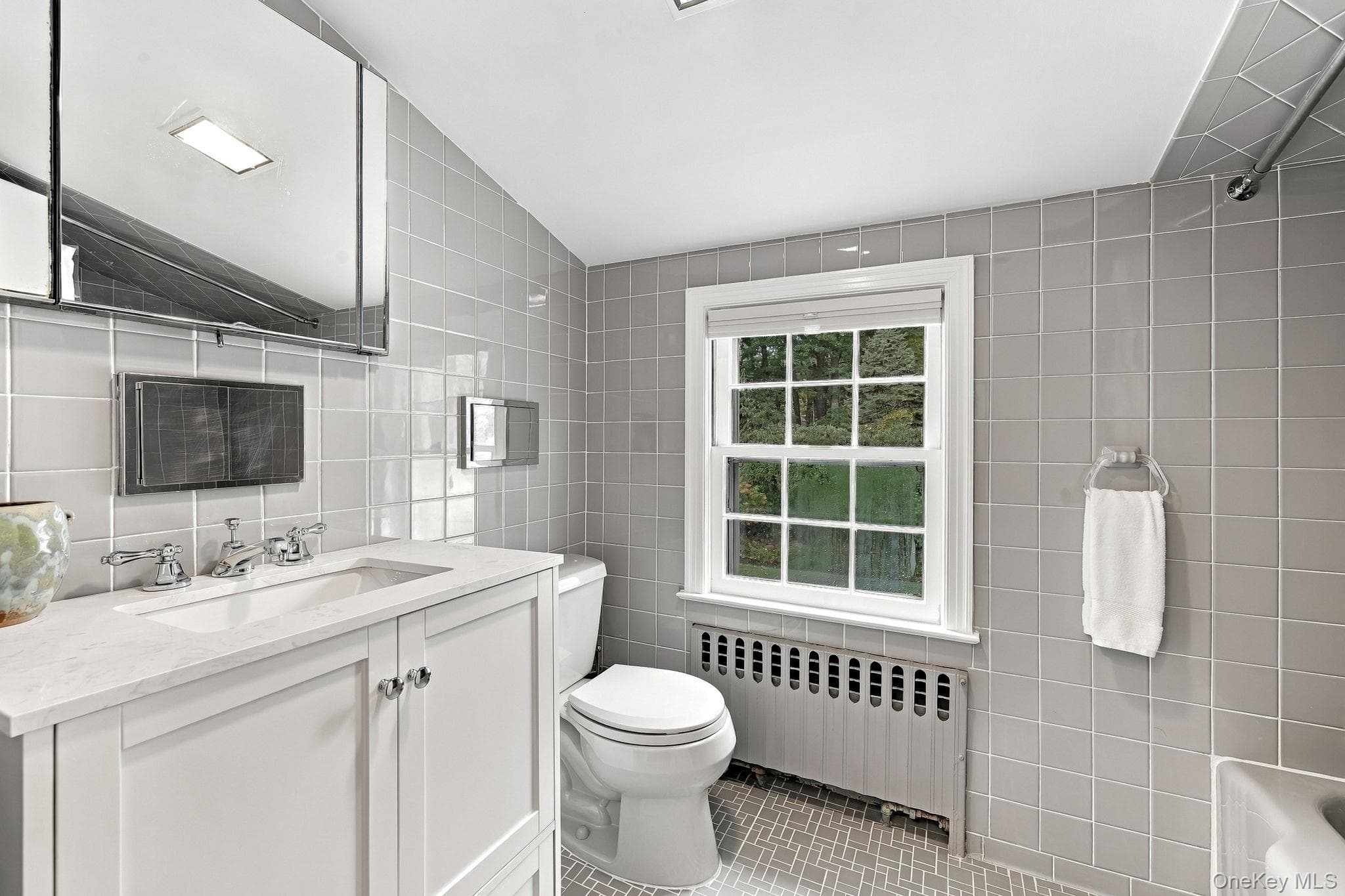 125 Betsy Brown Road thumbnail 19