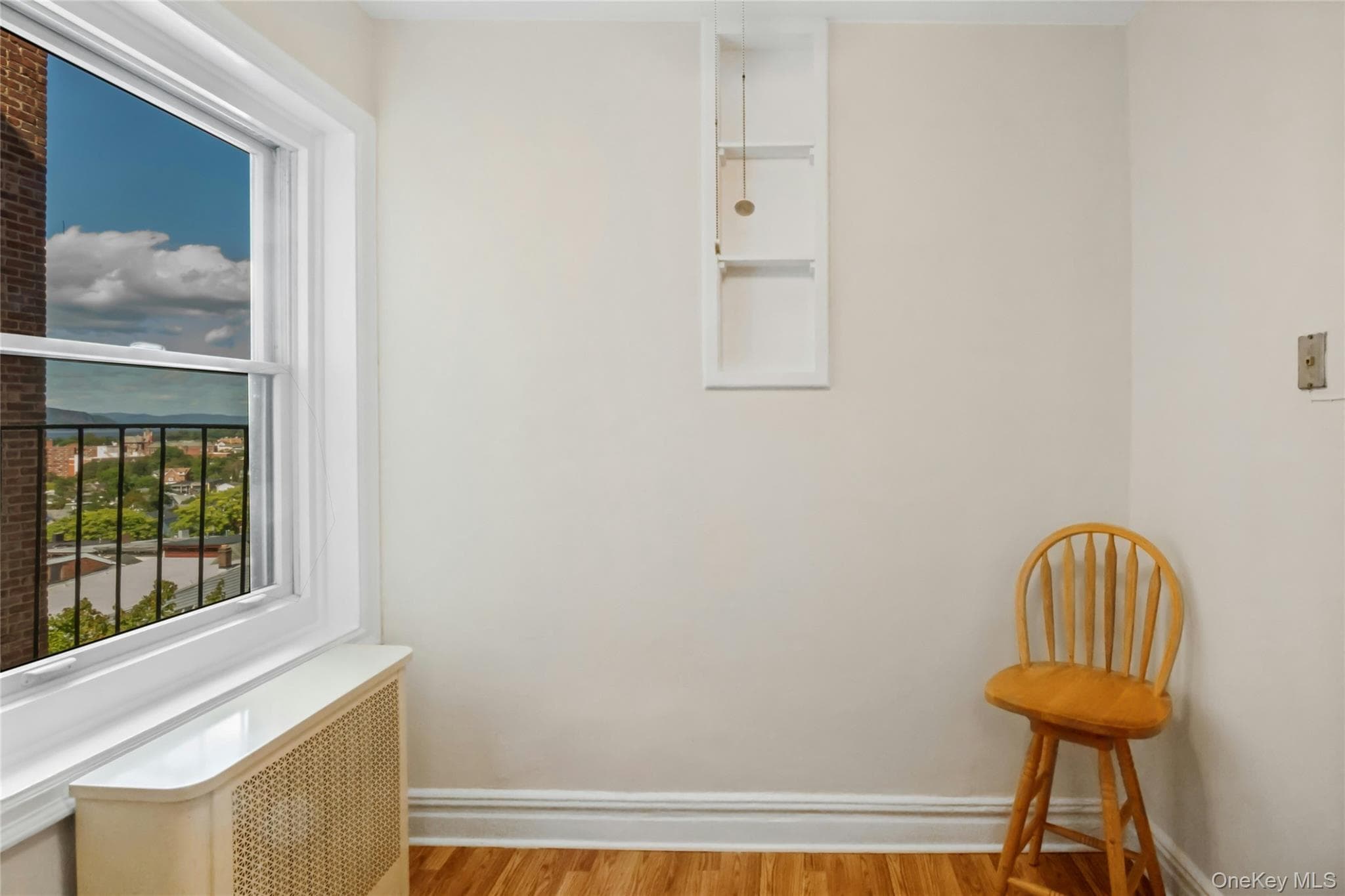 19 S Broadway Unit: 5 D thumbnail 4