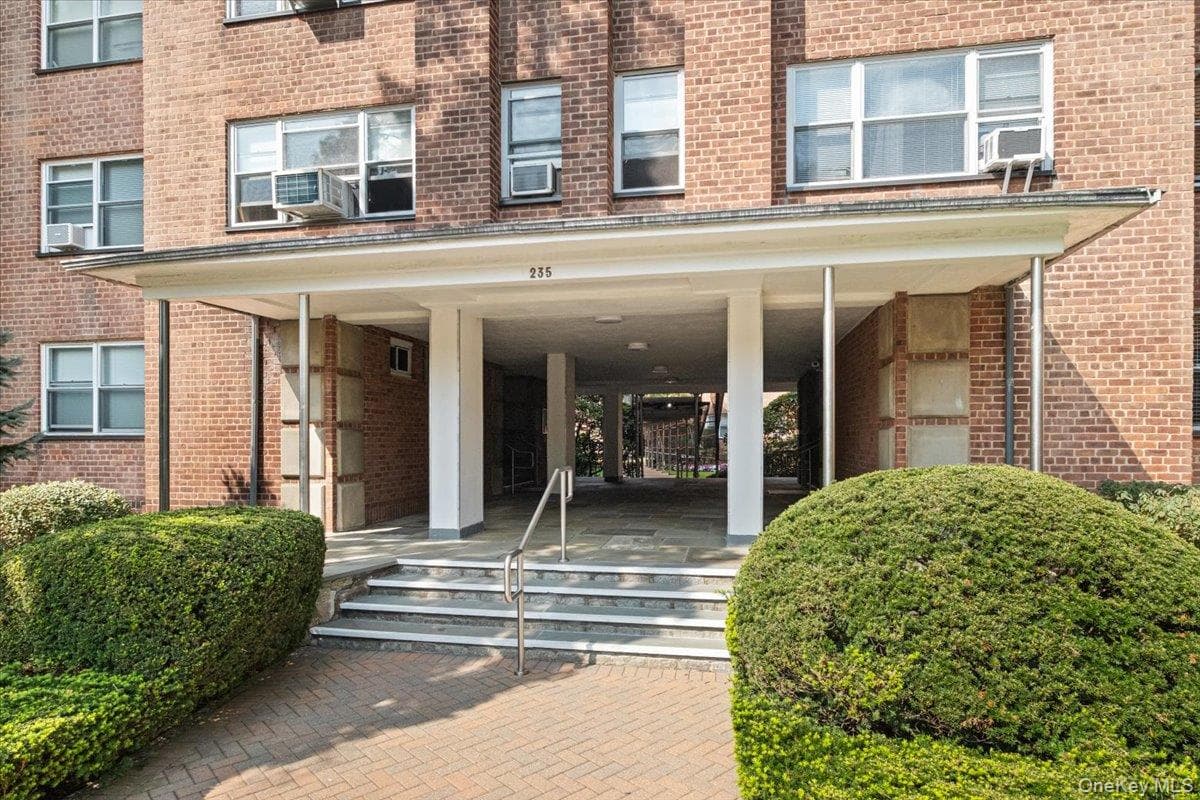 235 Garth Road Unit: D6A thumbnail 27
