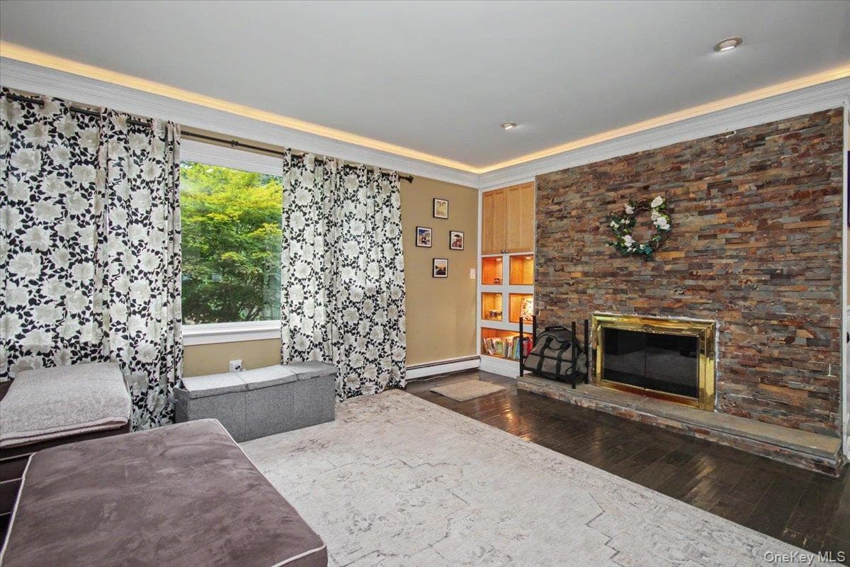 45 Hemlock Trail Court thumbnail 24