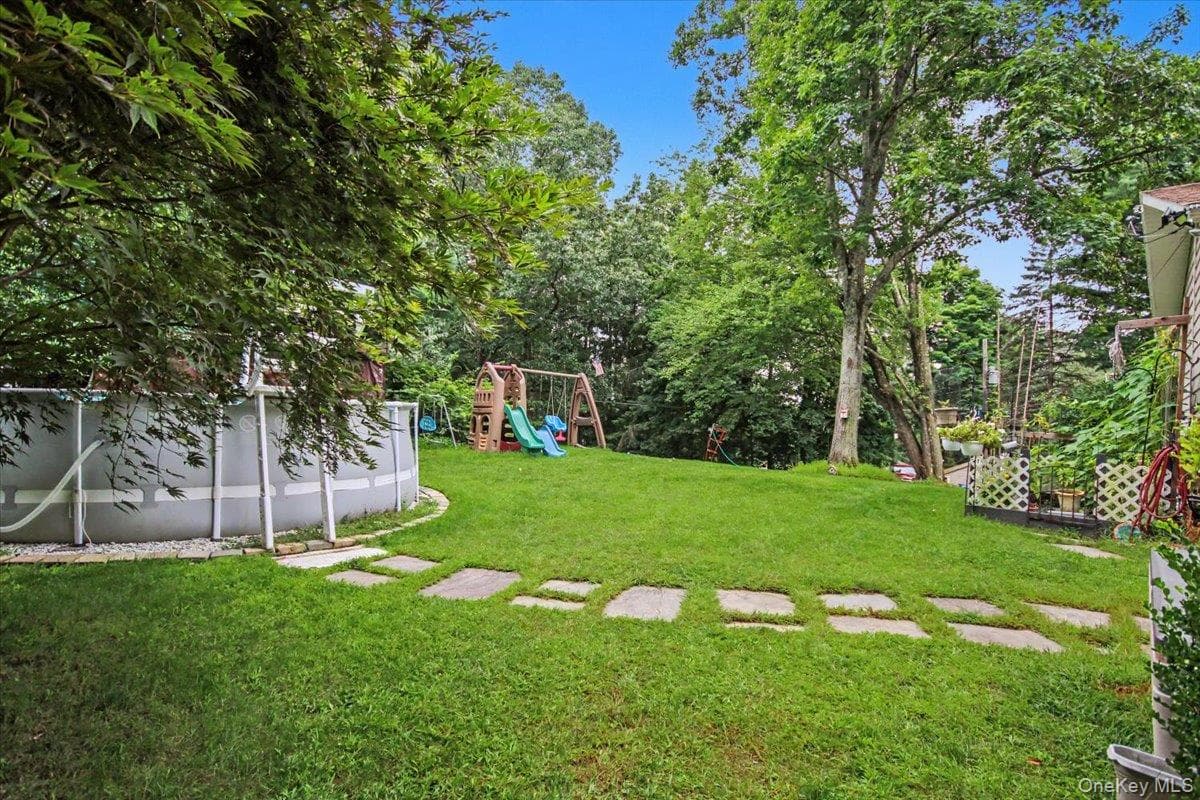 45 Hemlock Trail Court thumbnail 45