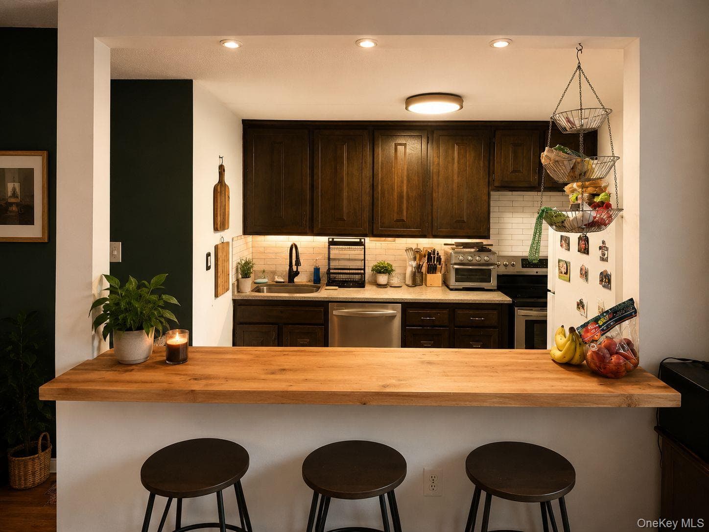 160 Academy Street Unit: 3J thumbnail 3