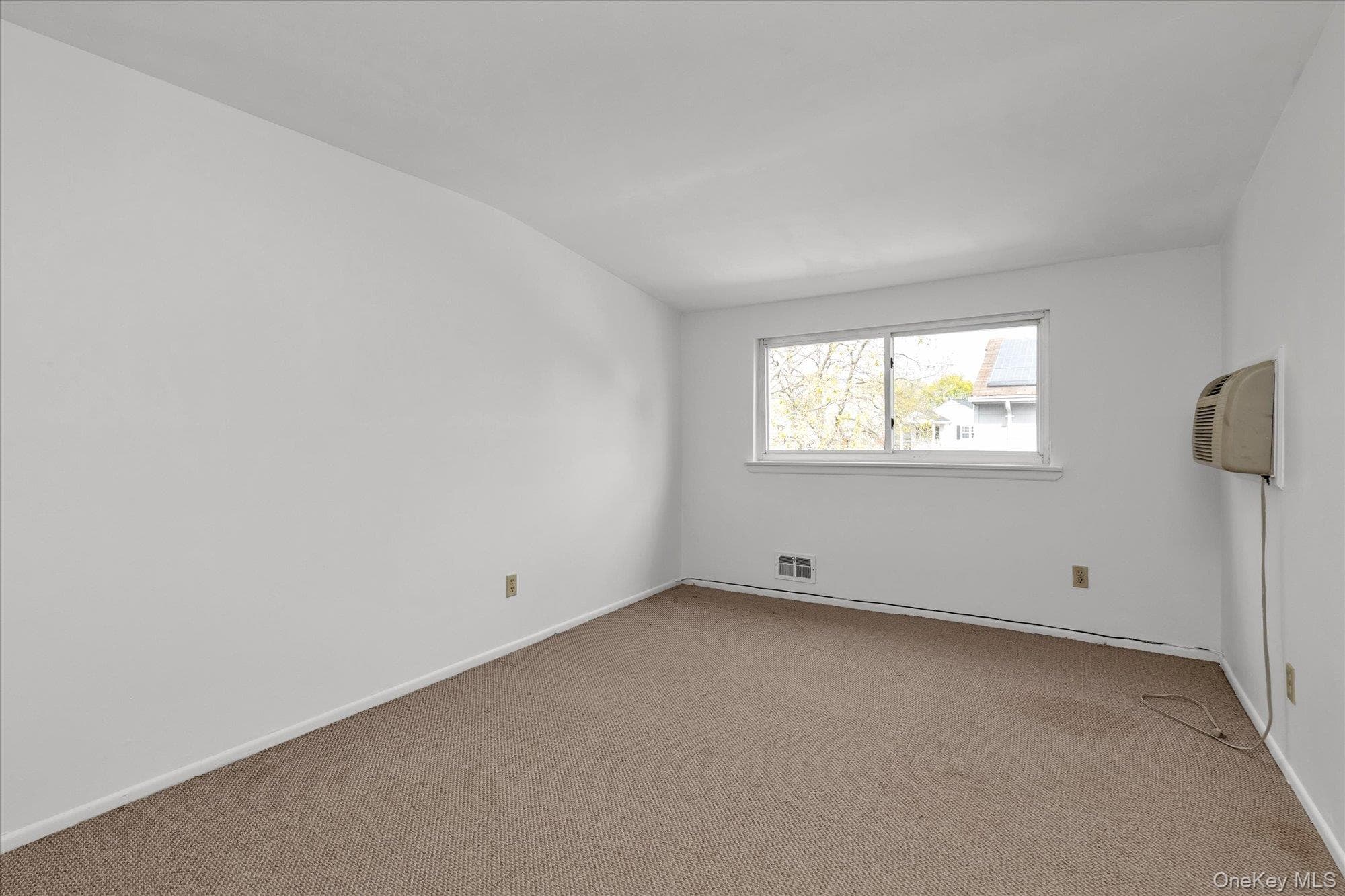 2461 Merrick Avenue thumbnail 17