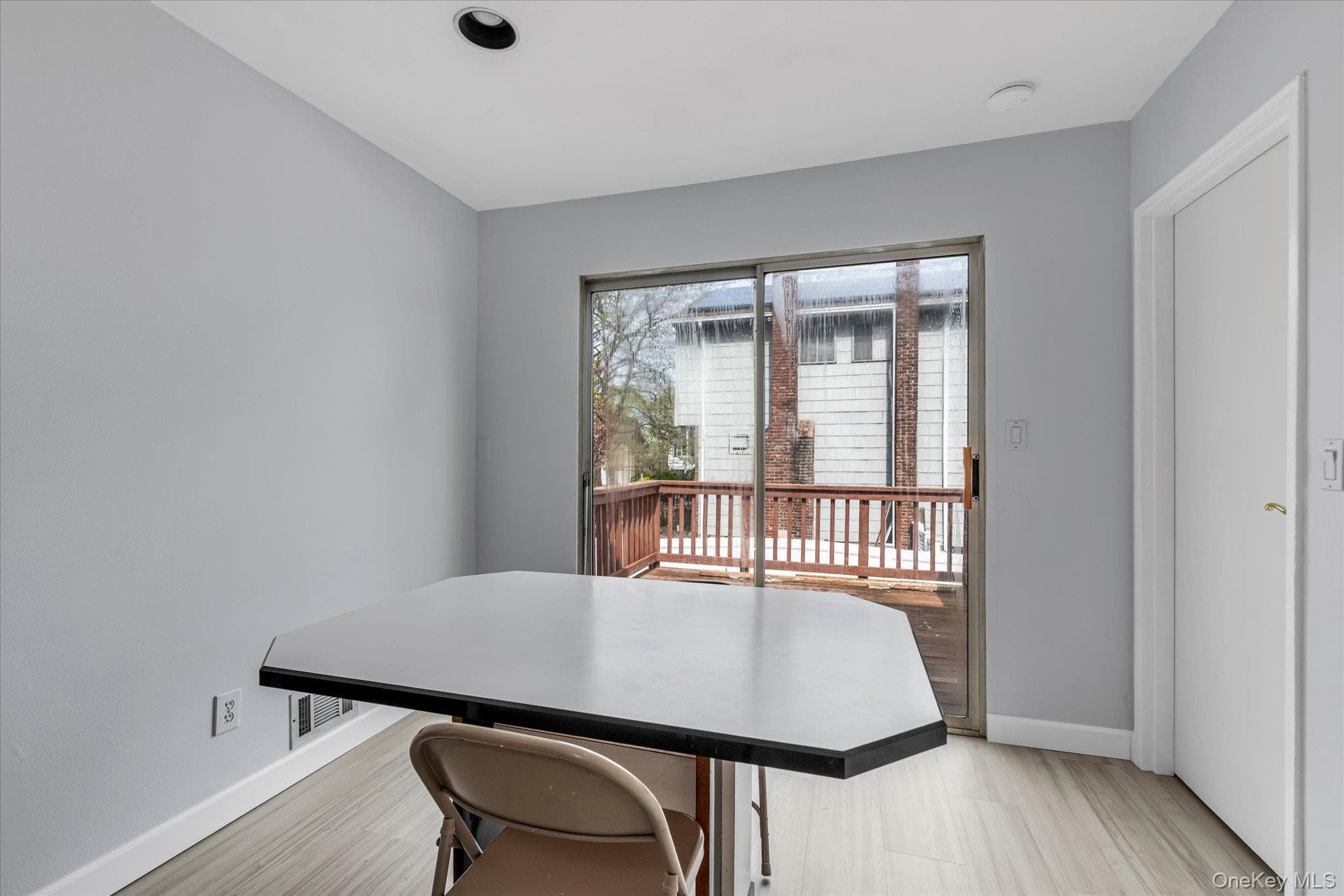2461 Merrick Avenue thumbnail 9