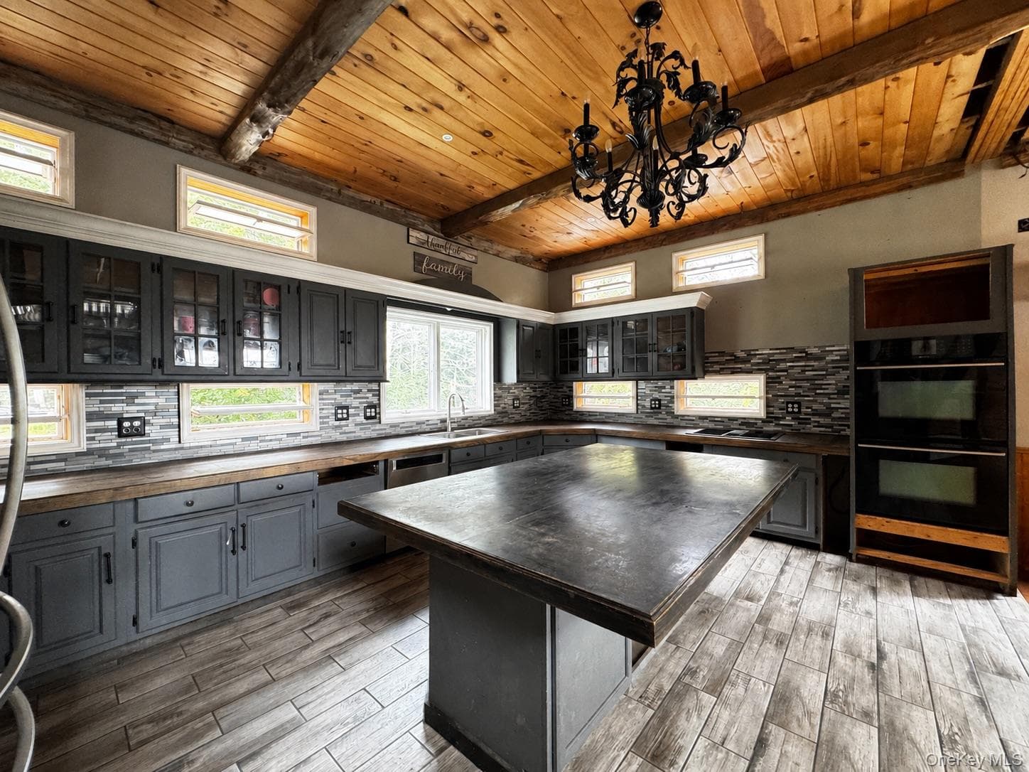 661 Hervey Sunside Road thumbnail 11