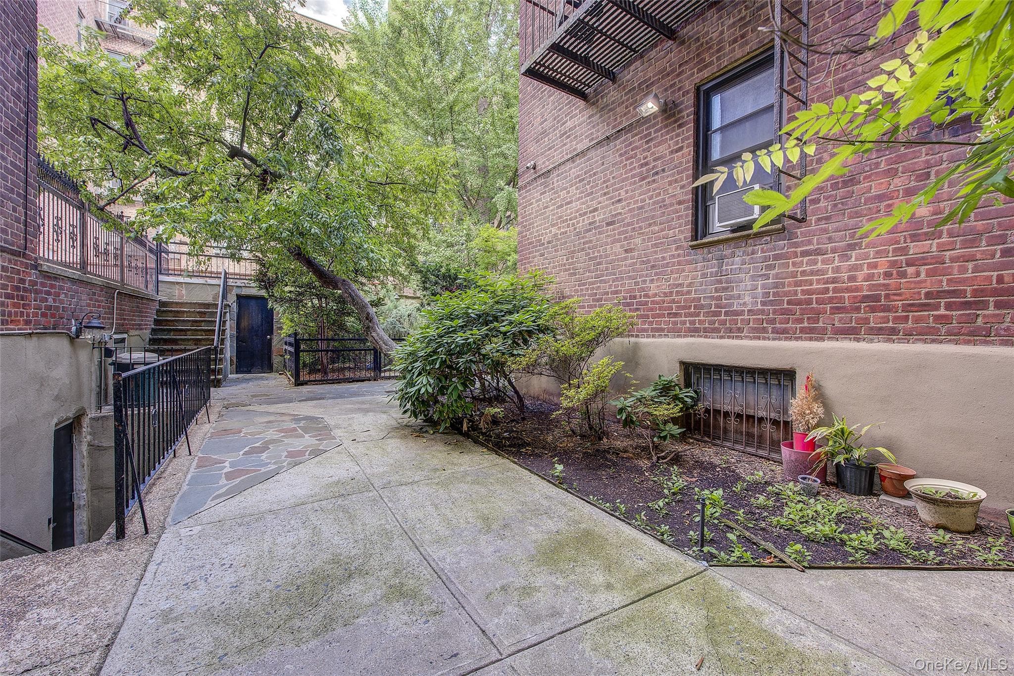 37-27 86th Street Unit: 5S thumbnail 20
