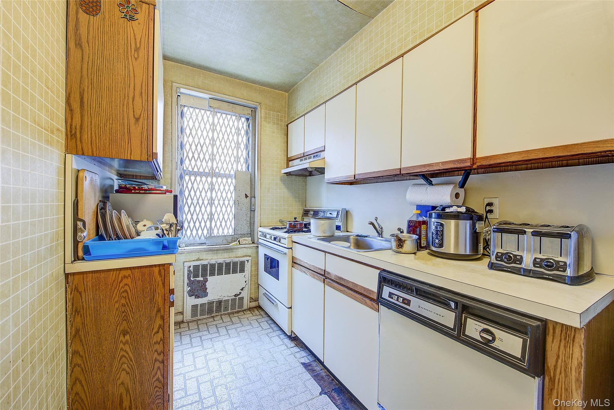 37-27 86th Street Unit: 5S thumbnail 4