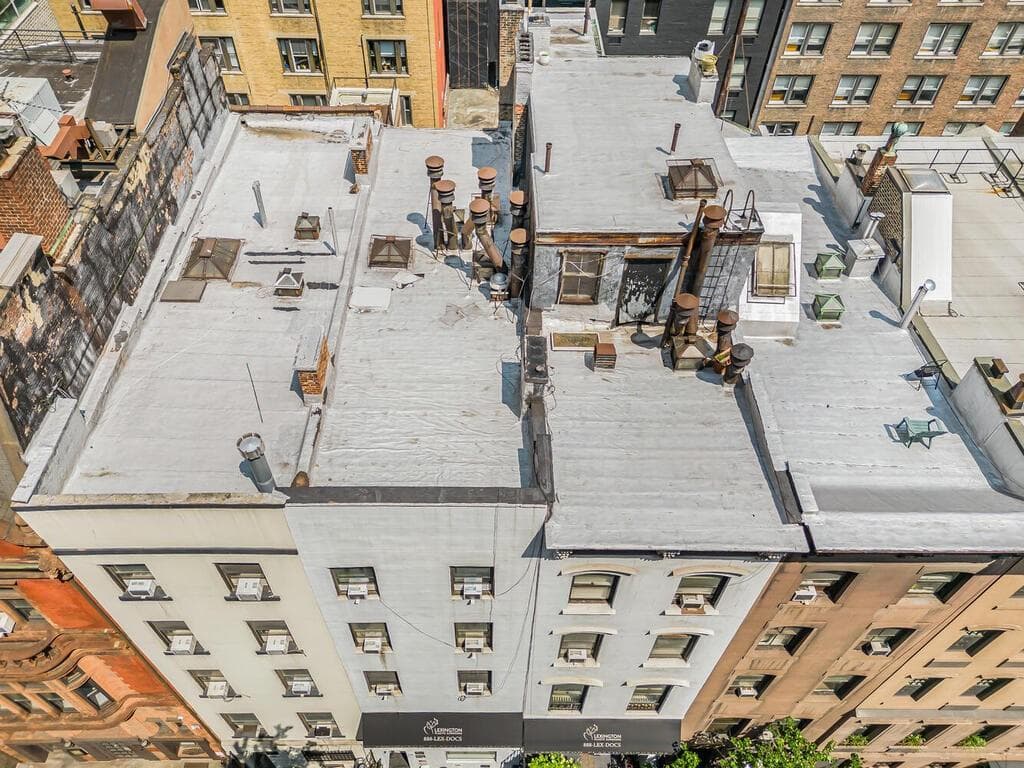 115 E 39th Street thumbnail 27