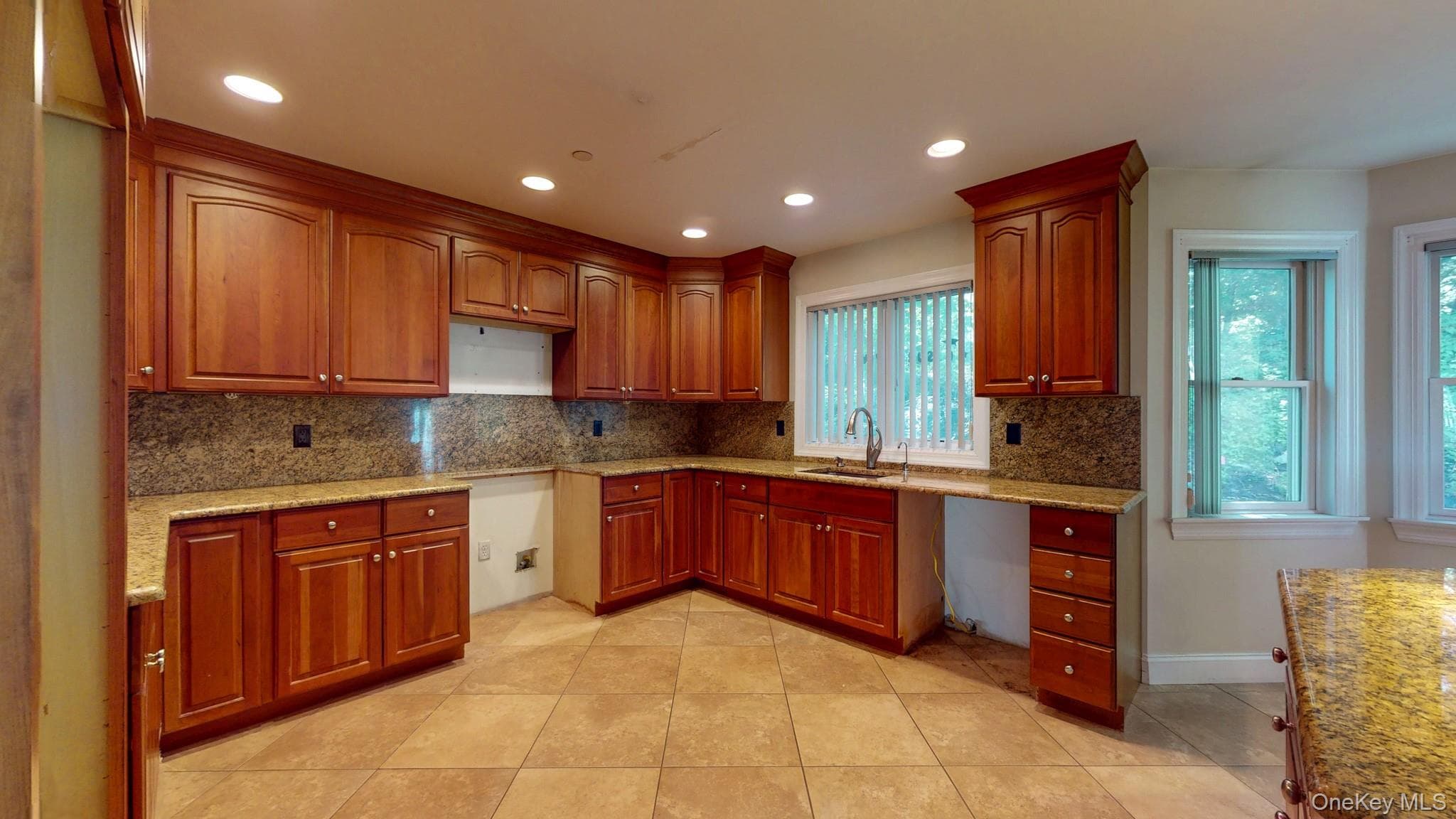 34 Glenwood Road thumbnail 15
