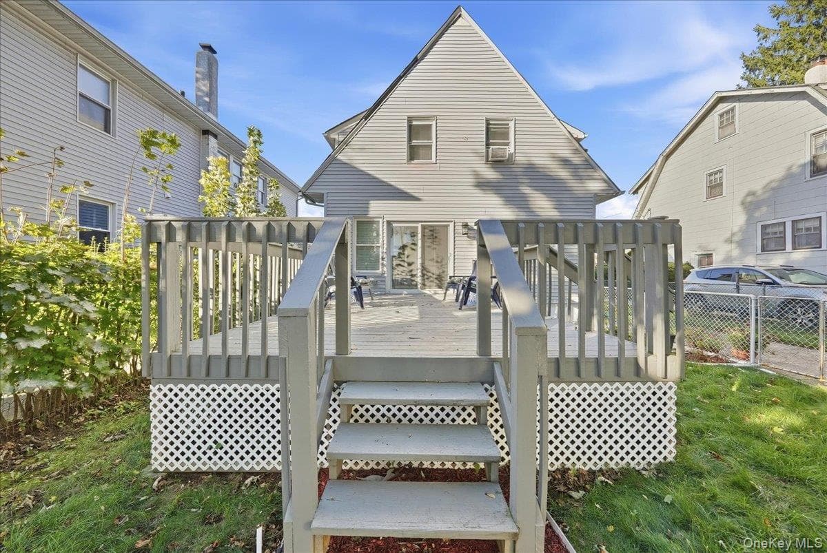 8 Frazier Street thumbnail 18