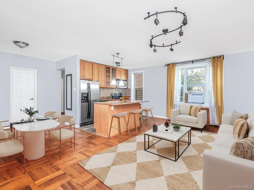 5601 Riverdale Avenue Unit: 3R thumbnail 2