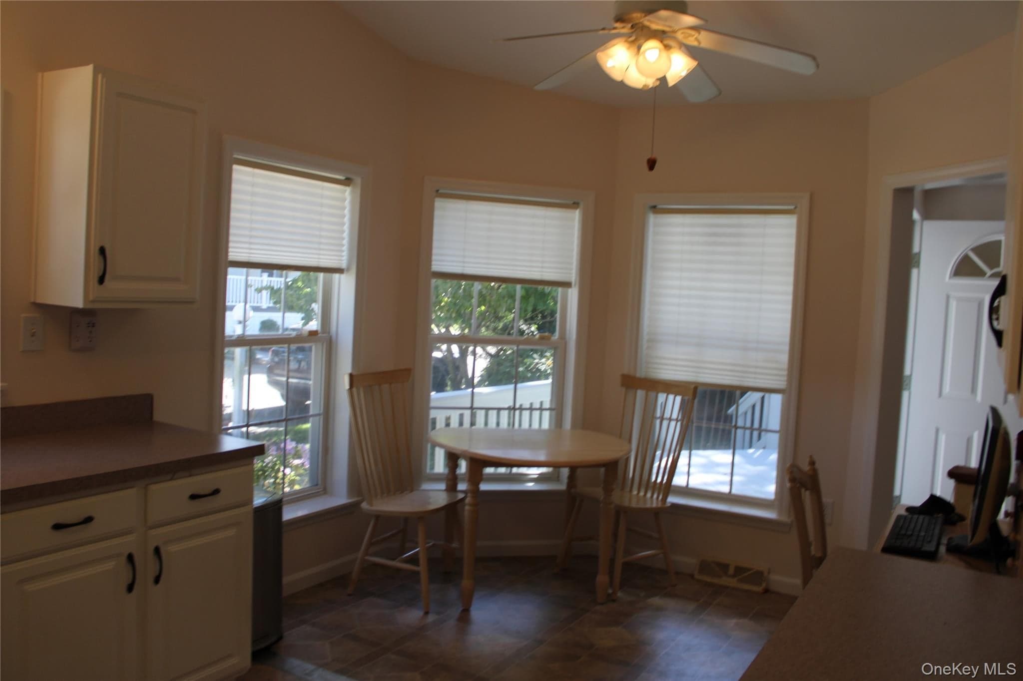 1661 Old Country Road Unit: 77 thumbnail 19