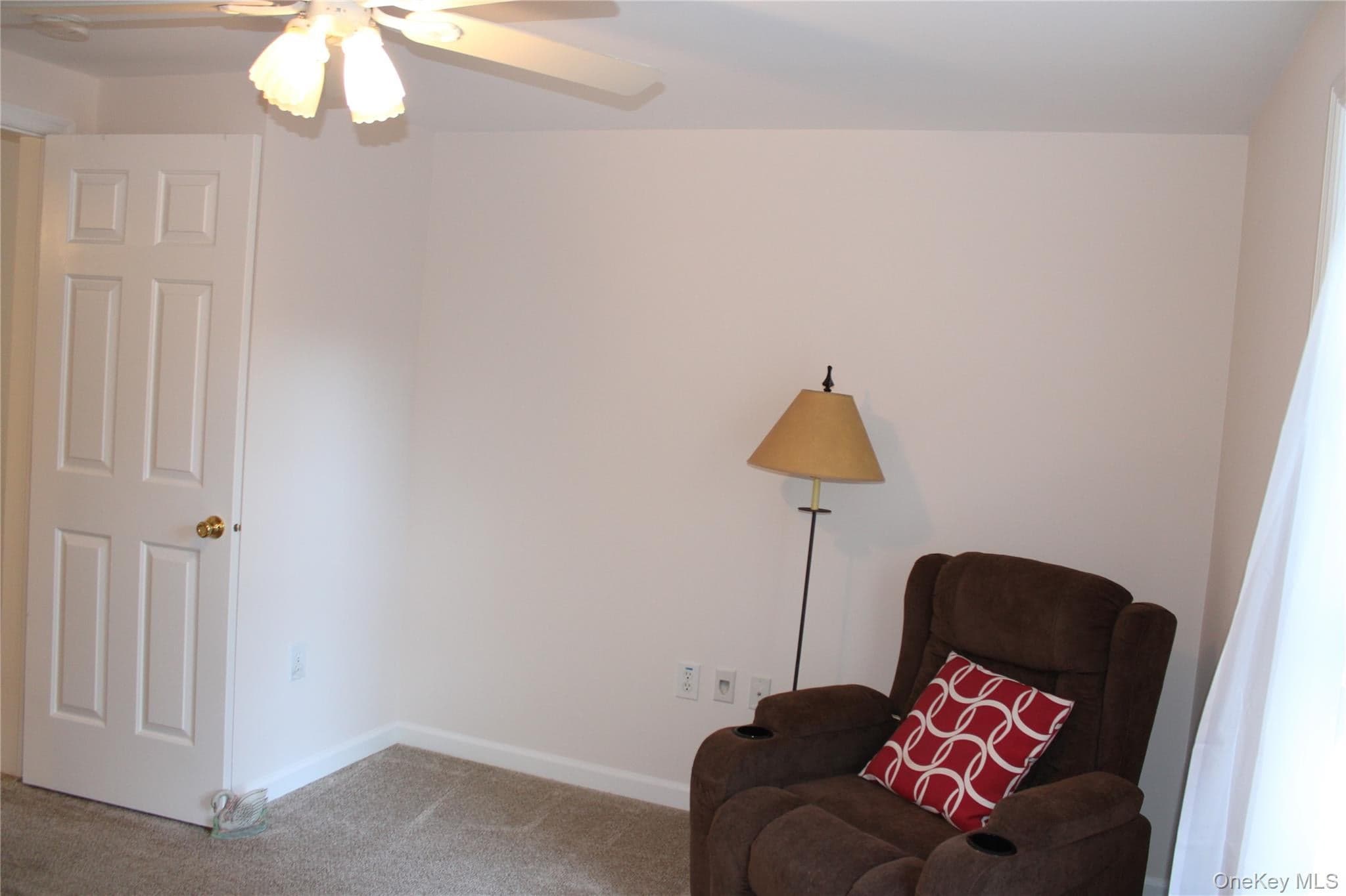 1661 Old Country Road Unit: 77 thumbnail 28