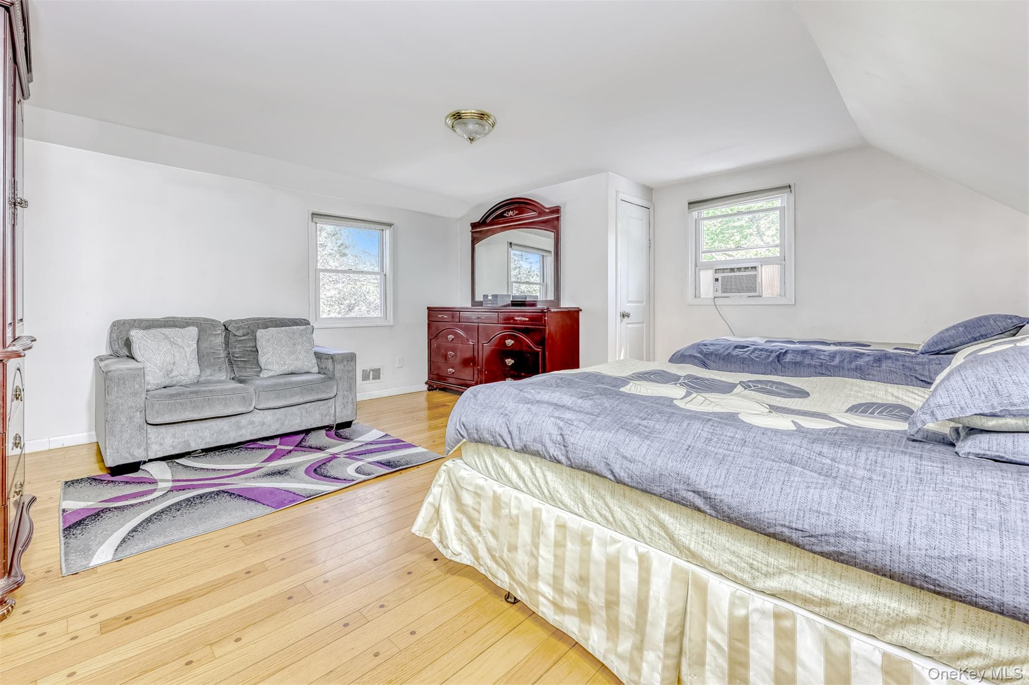 1 Hillside Avenue thumbnail 17