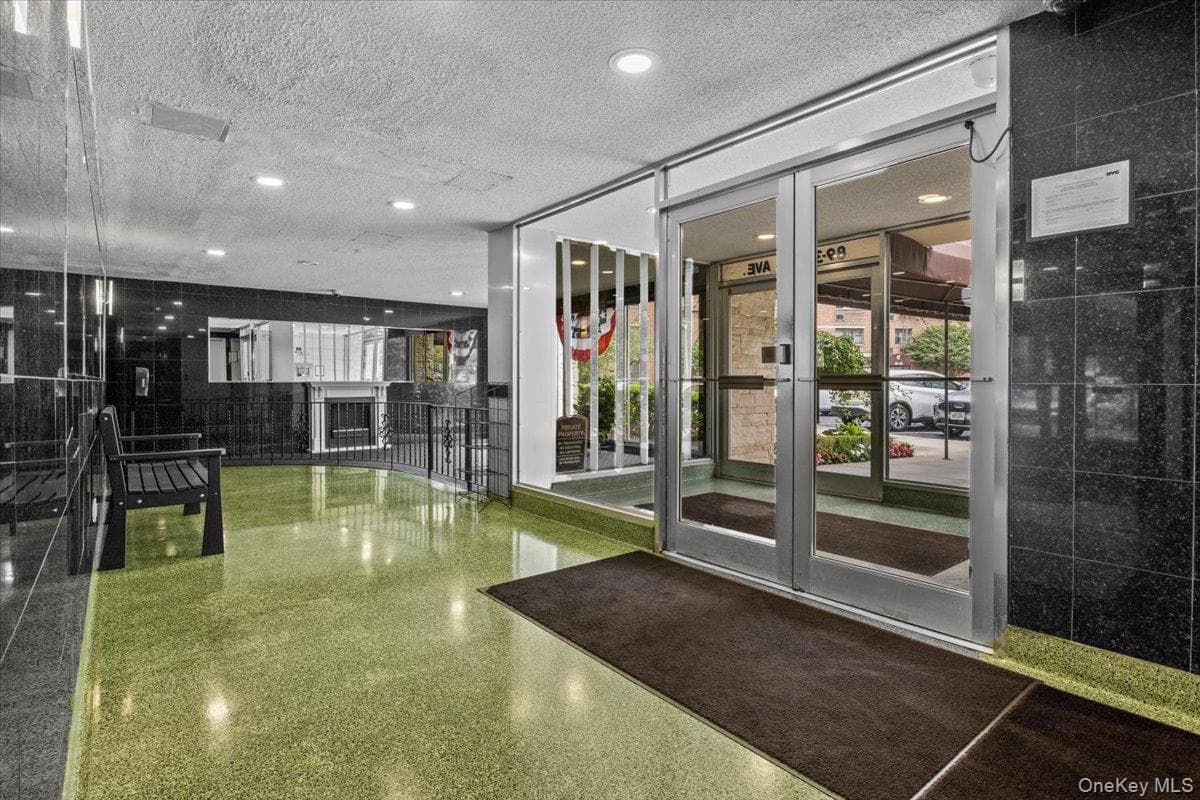 8935 155th Ave Ave Unit: 3M thumbnail 15