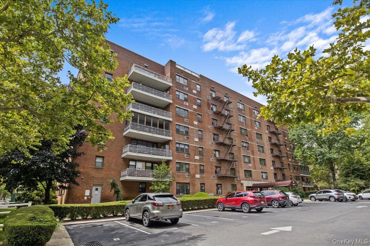 8935 155th Ave Ave Unit: 3M thumbnail 6