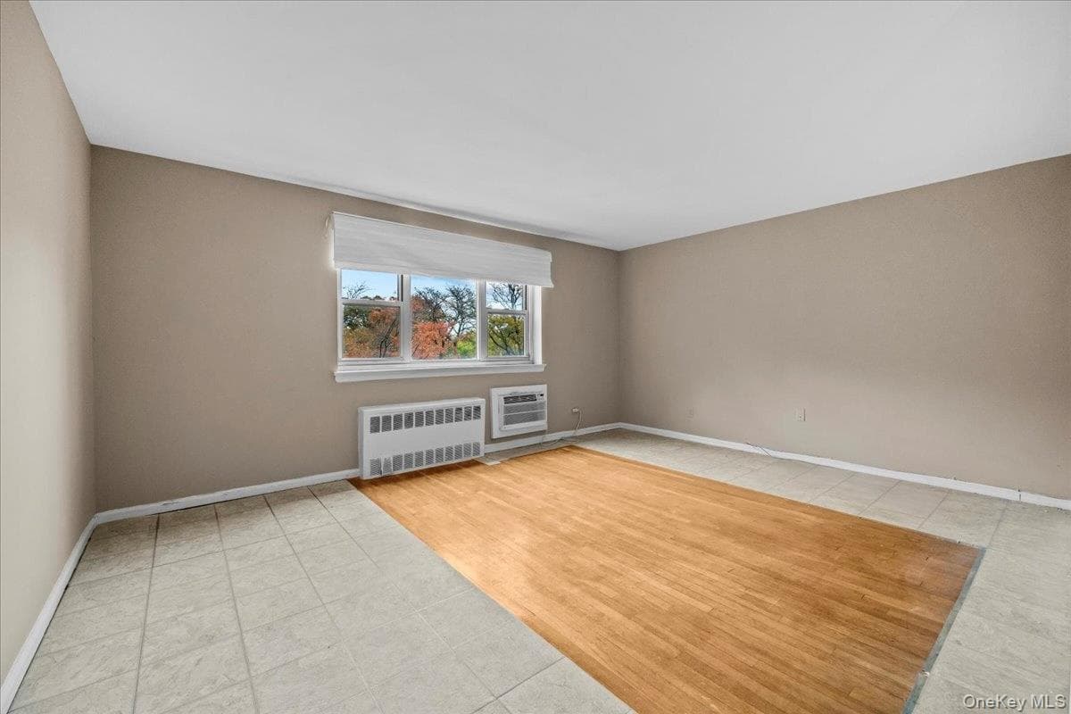 8935 155th Ave Ave Unit: 3M thumbnail 3