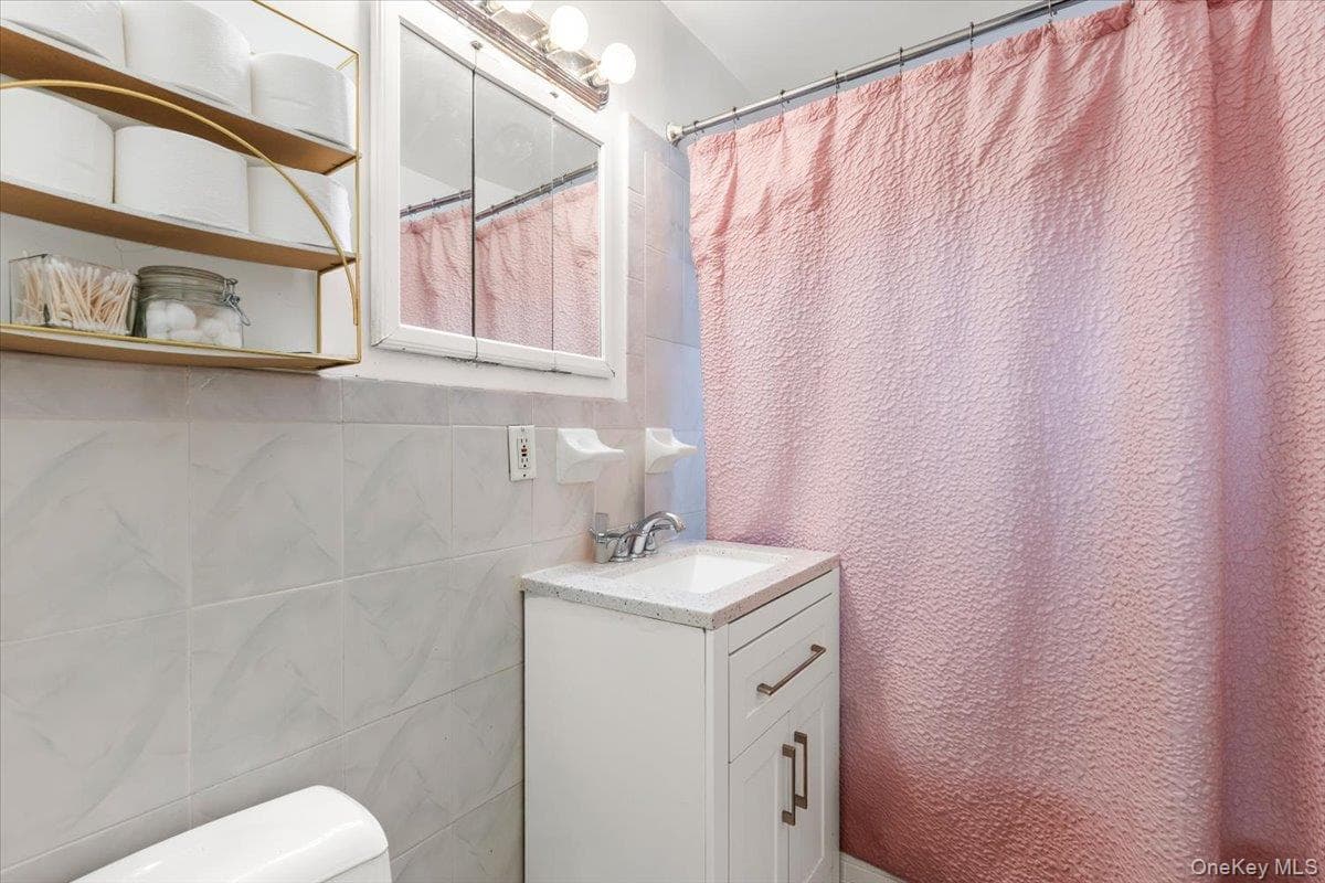 3303 Eastchester Road thumbnail 13