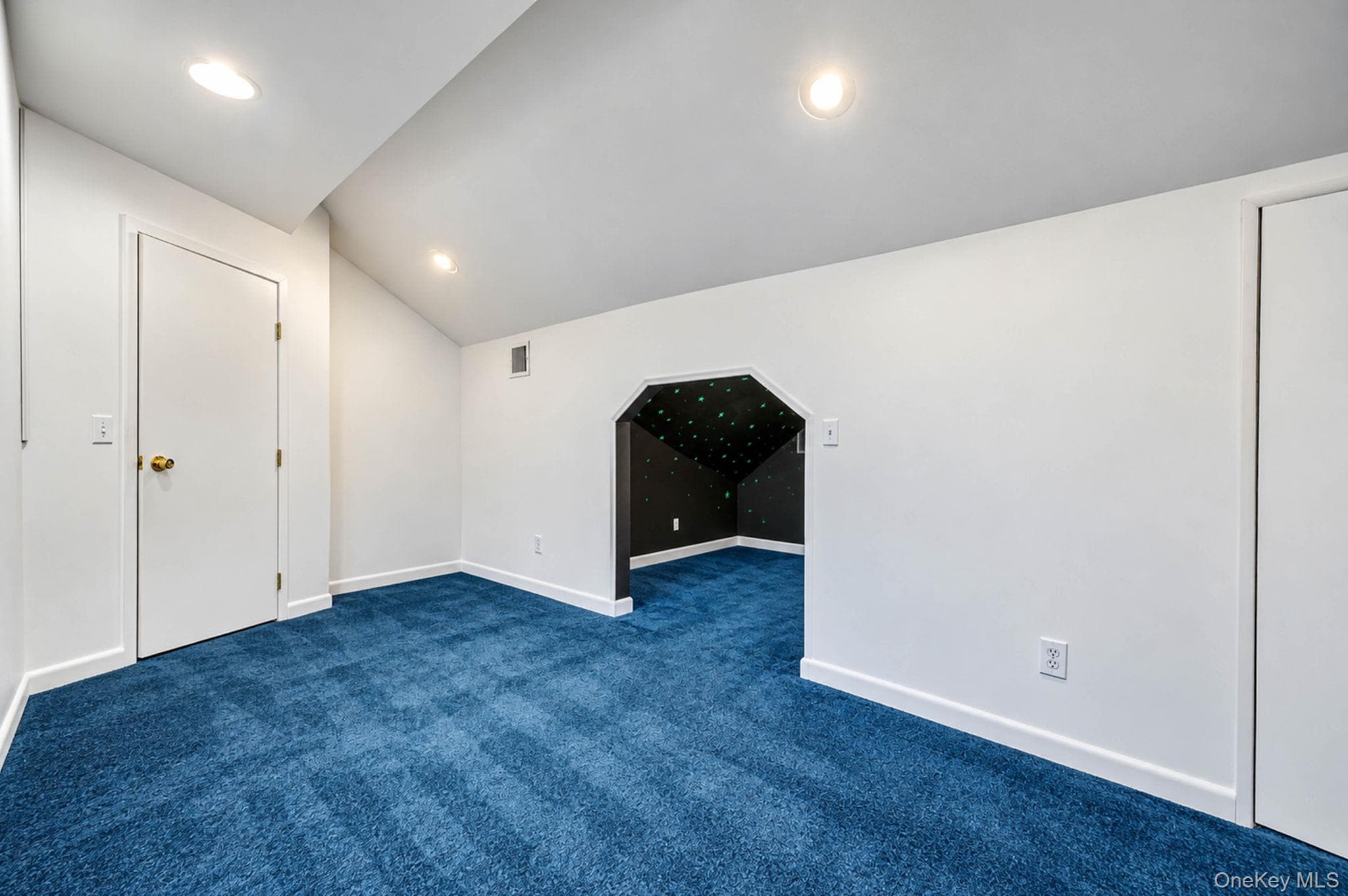 71 Buckley Road thumbnail 31