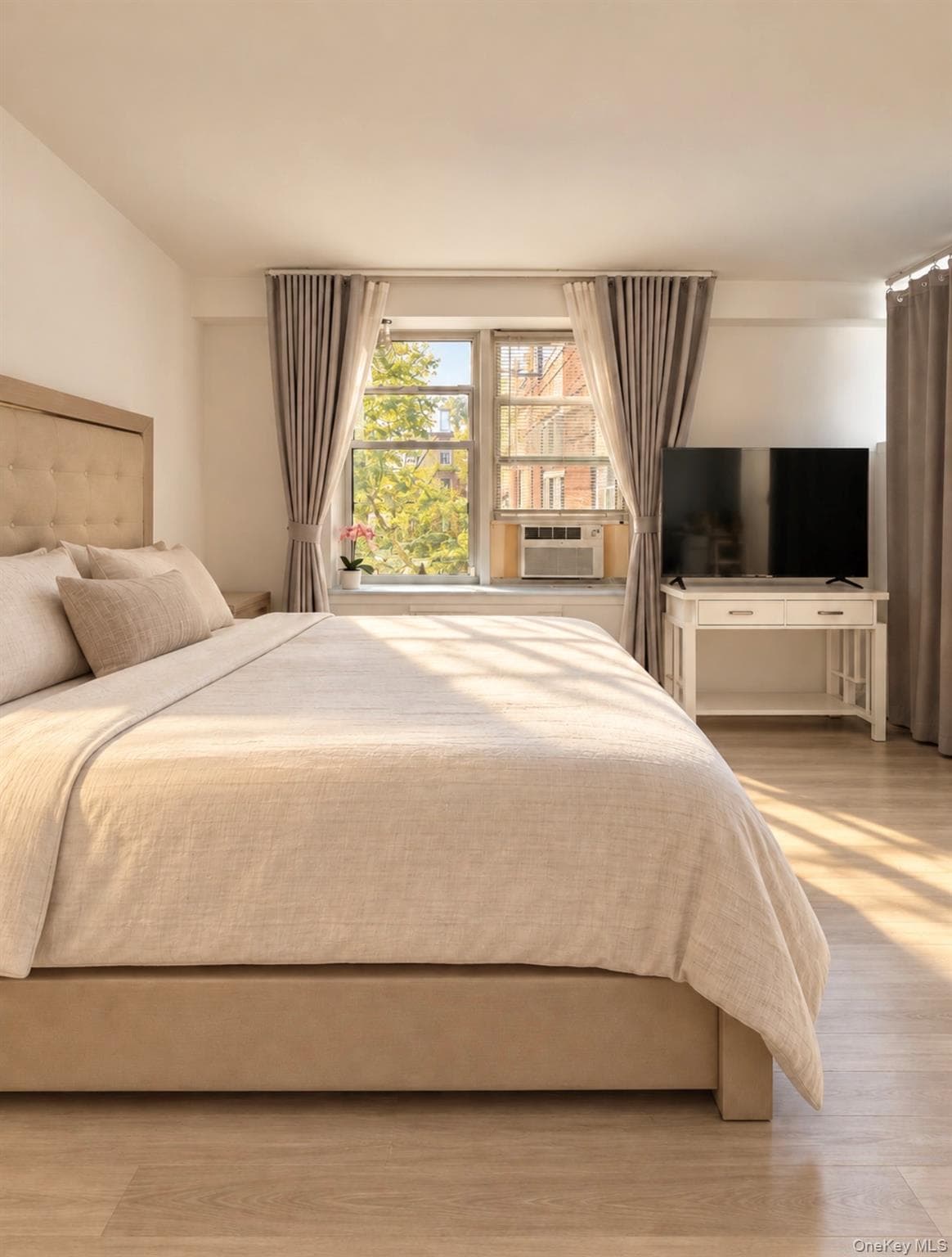 14444 41 Avenue Unit: F thumbnail 2