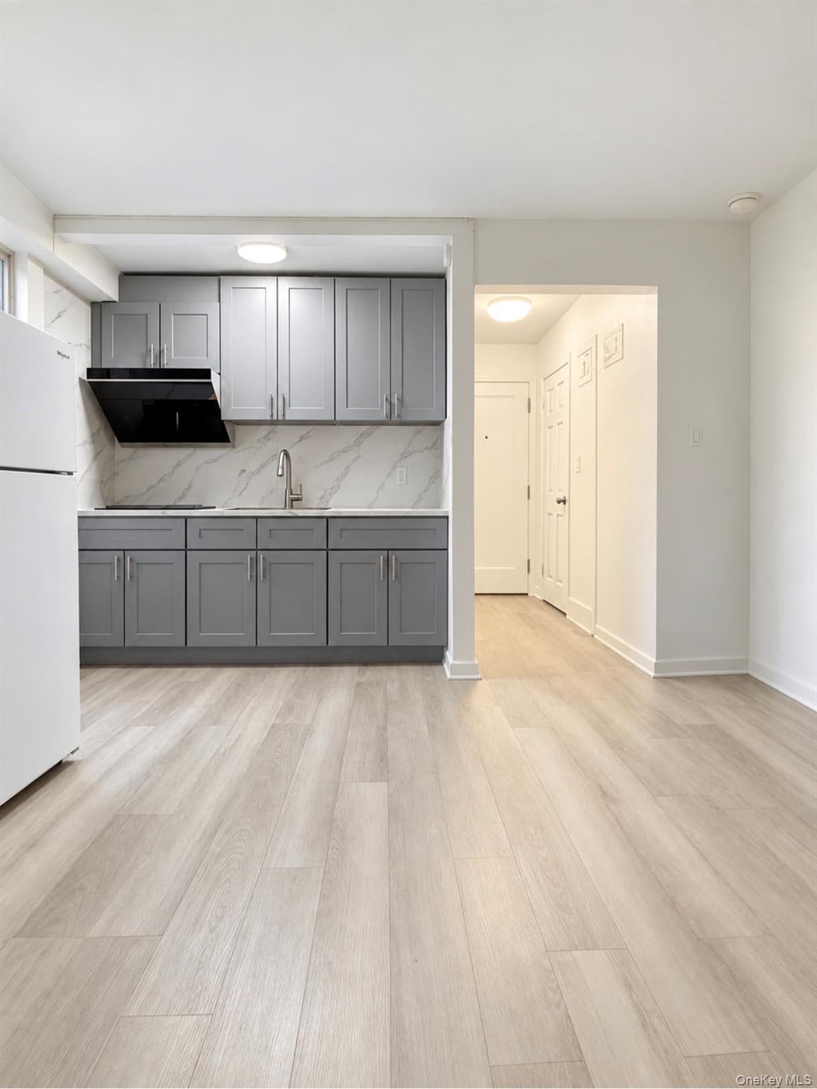 14444 41 Avenue Unit: F thumbnail 4