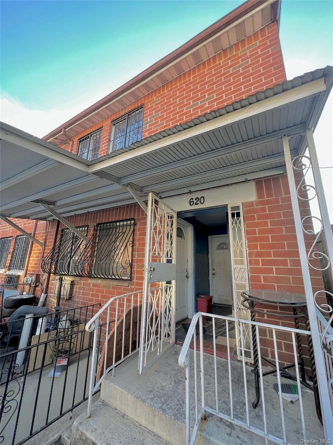 620 E 182nd Street thumbnail 2
