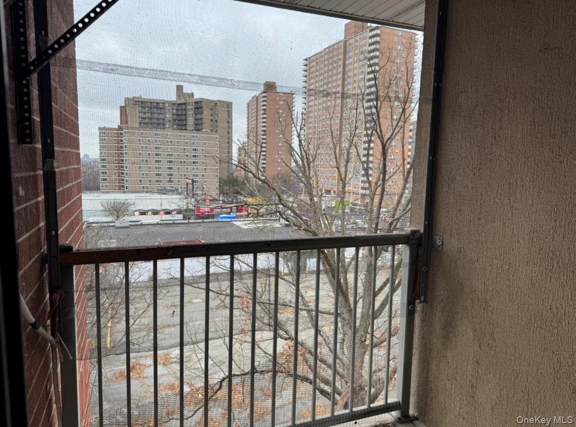 43-20 Union Street Unit: 6D thumbnail 7