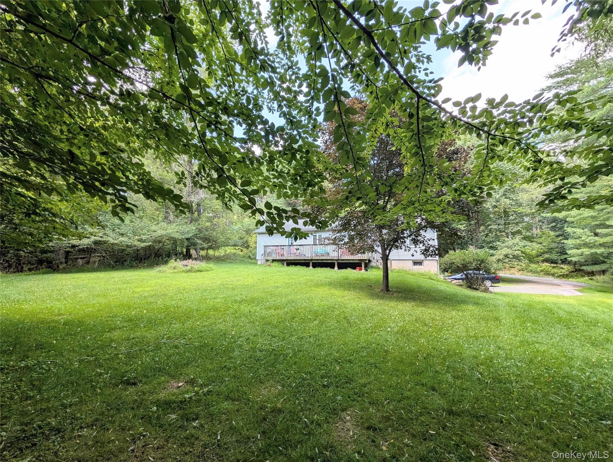38 Hoffman Road thumbnail 3