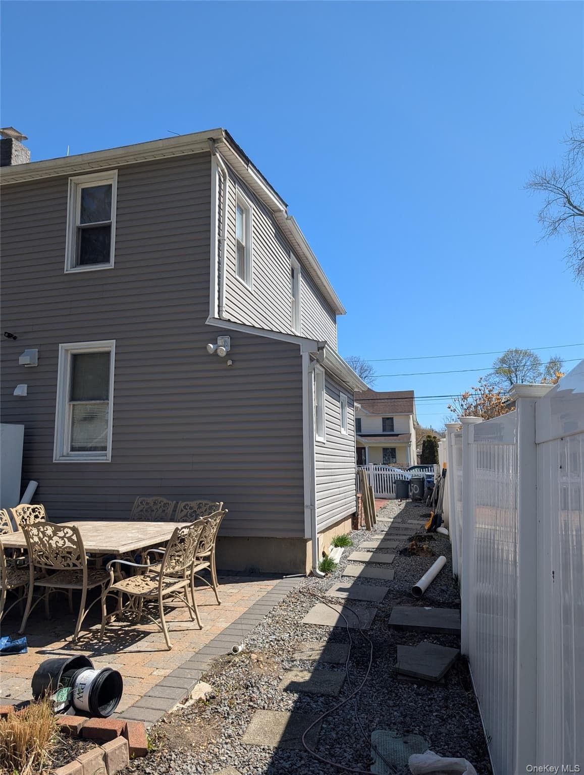 42 3rd Avenue thumbnail 8