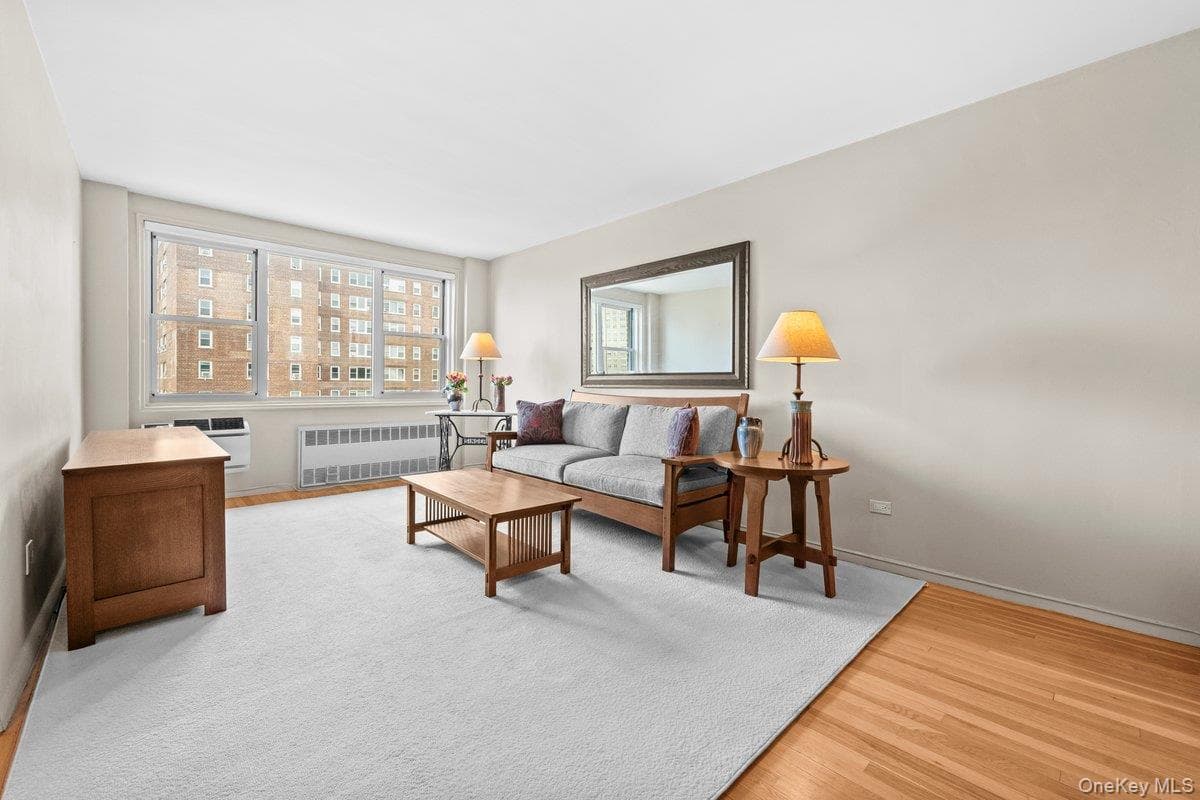 629 Kappock Street Unit: 7N thumbnail 2