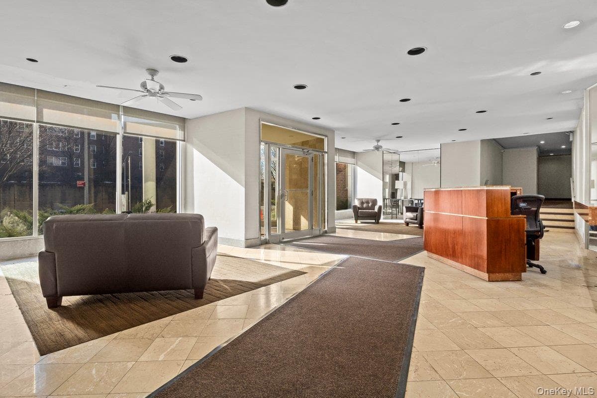 629 Kappock Street Unit: 7N thumbnail 16