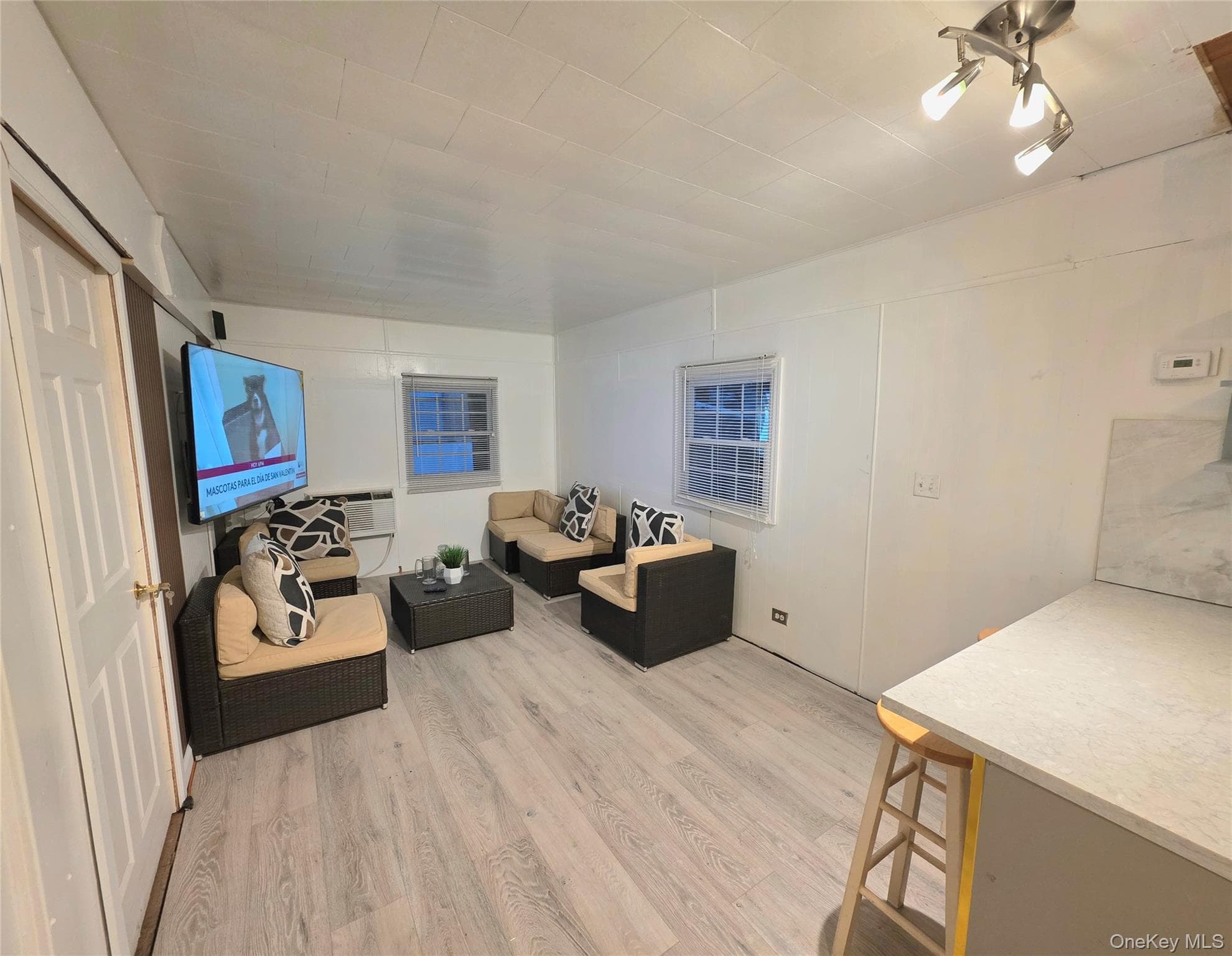 525 Riverleigh Ave Ave Unit: C7 thumbnail 5