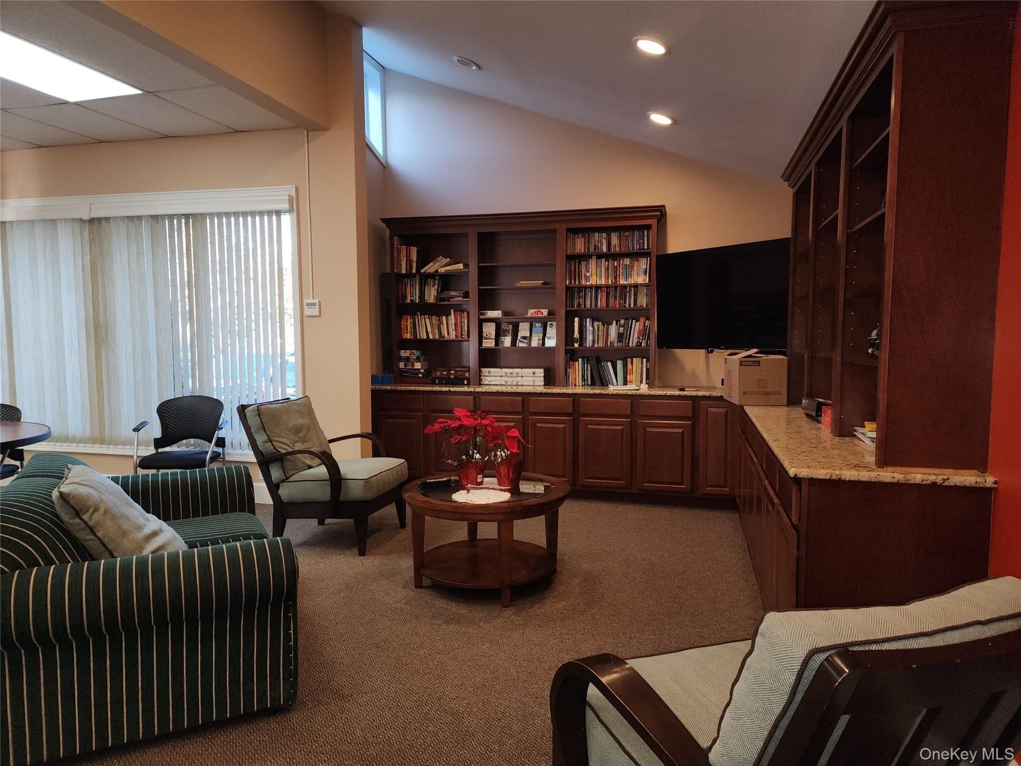 525 Riverleigh Ave Ave Unit: C7 thumbnail 17