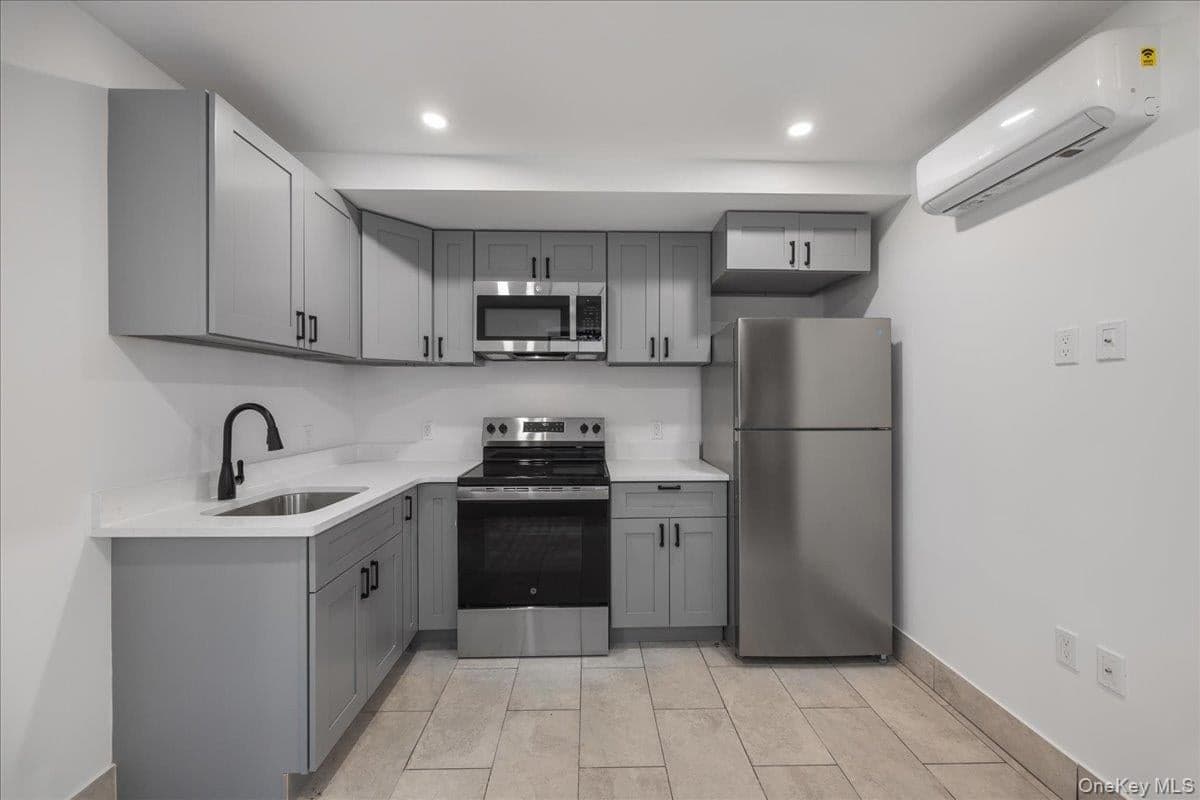 2740 Sexton Place thumbnail 12