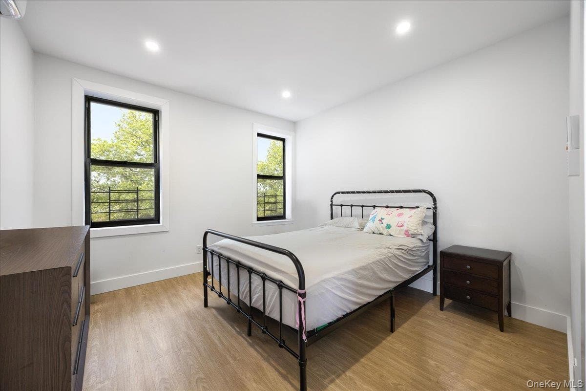 2740 Sexton Place thumbnail 4