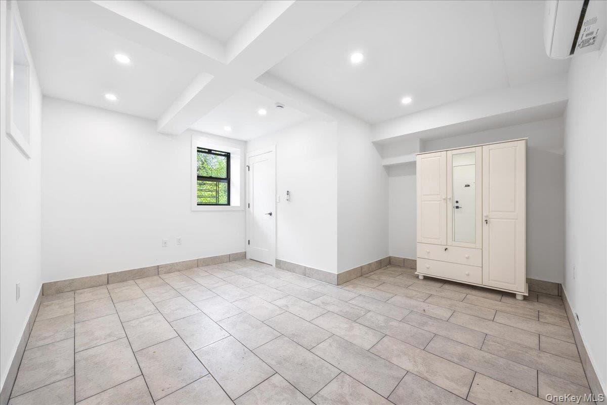 2740 Sexton Place thumbnail 21