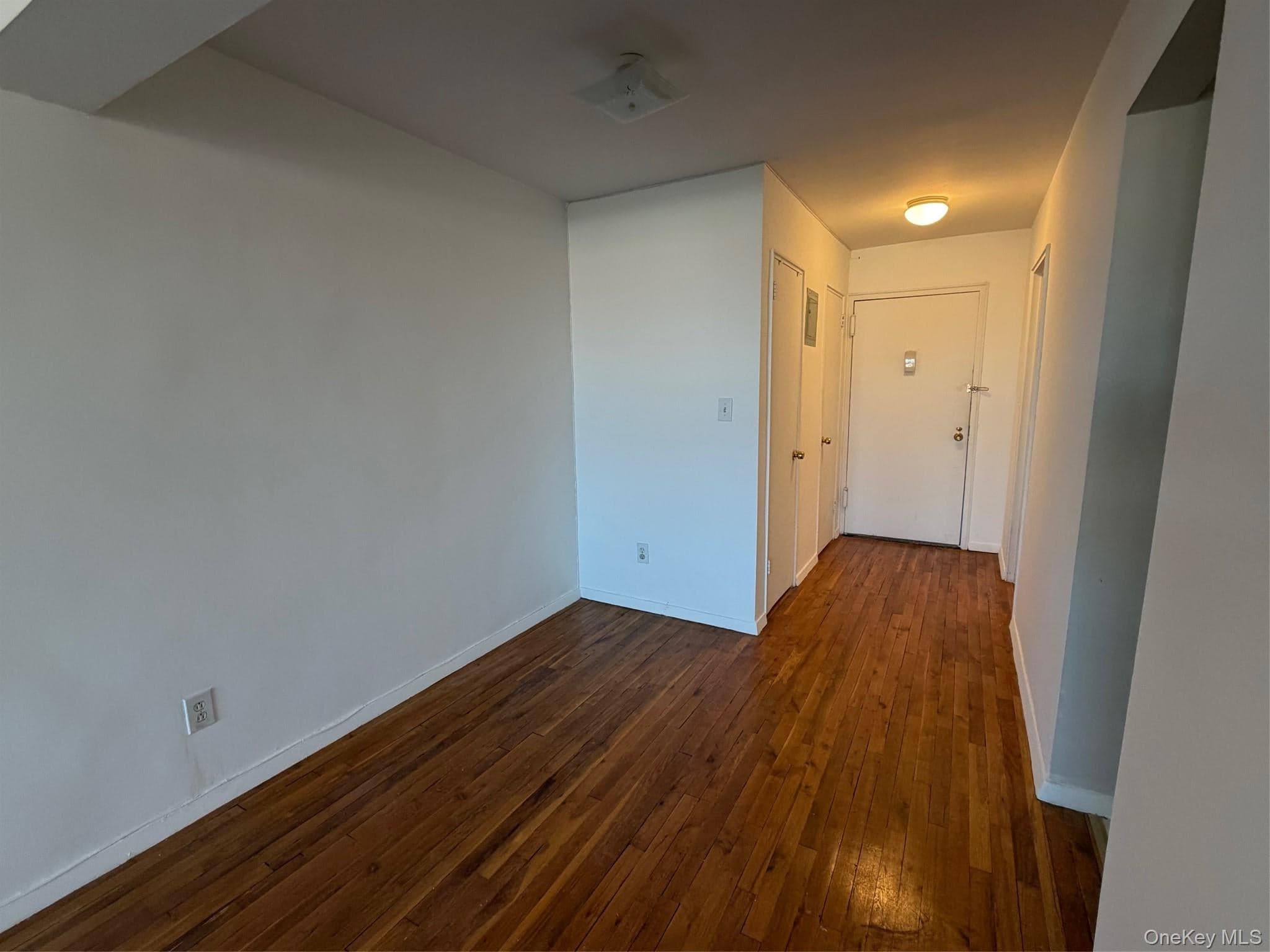 1 E Broadway Unit: 4R thumbnail 5