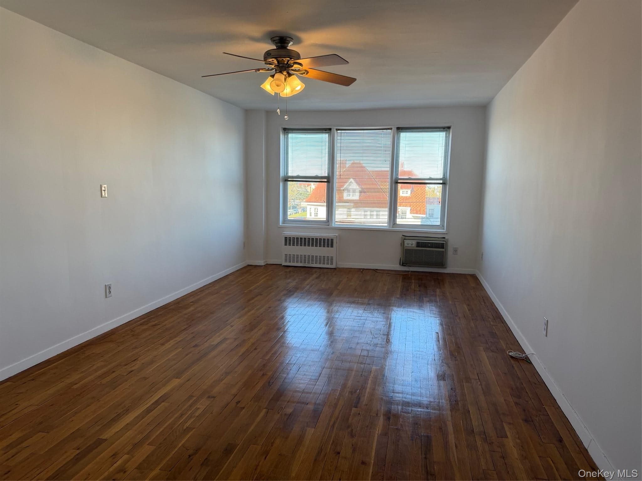 1 E Broadway Unit: 4R thumbnail 11