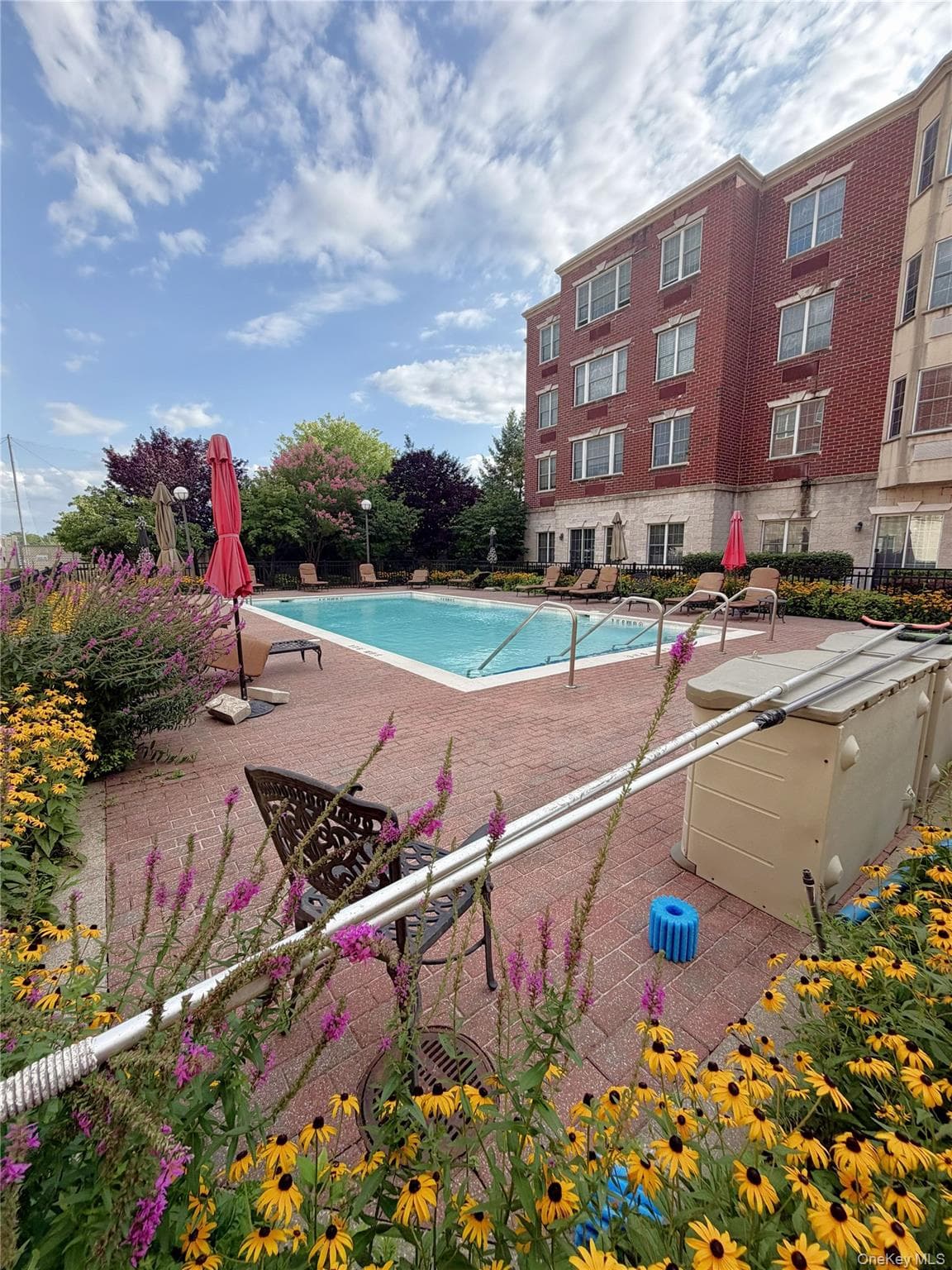 50 Merrick Avenue Unit: 226 thumbnail 32