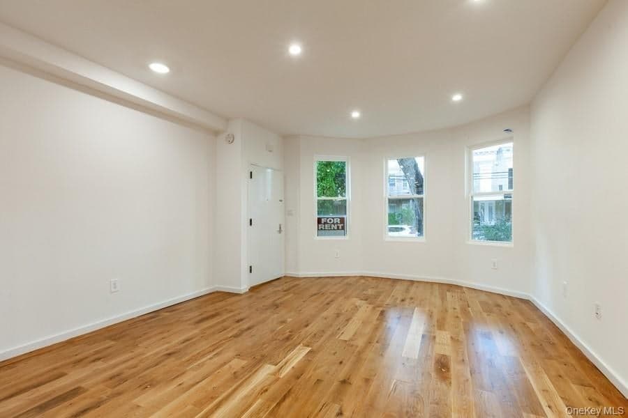 10418 89th Avenue thumbnail 8