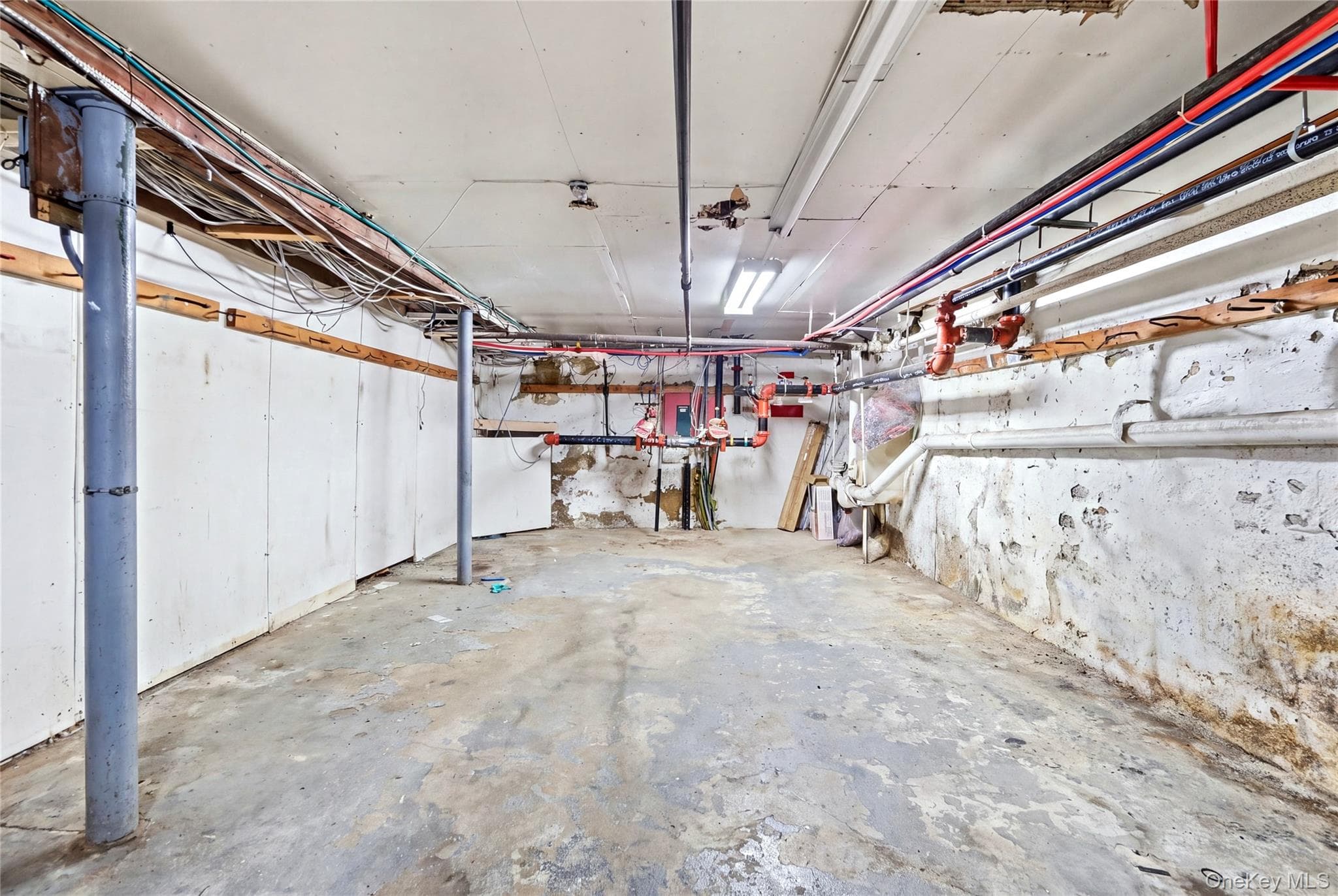 272 Broadway thumbnail 8