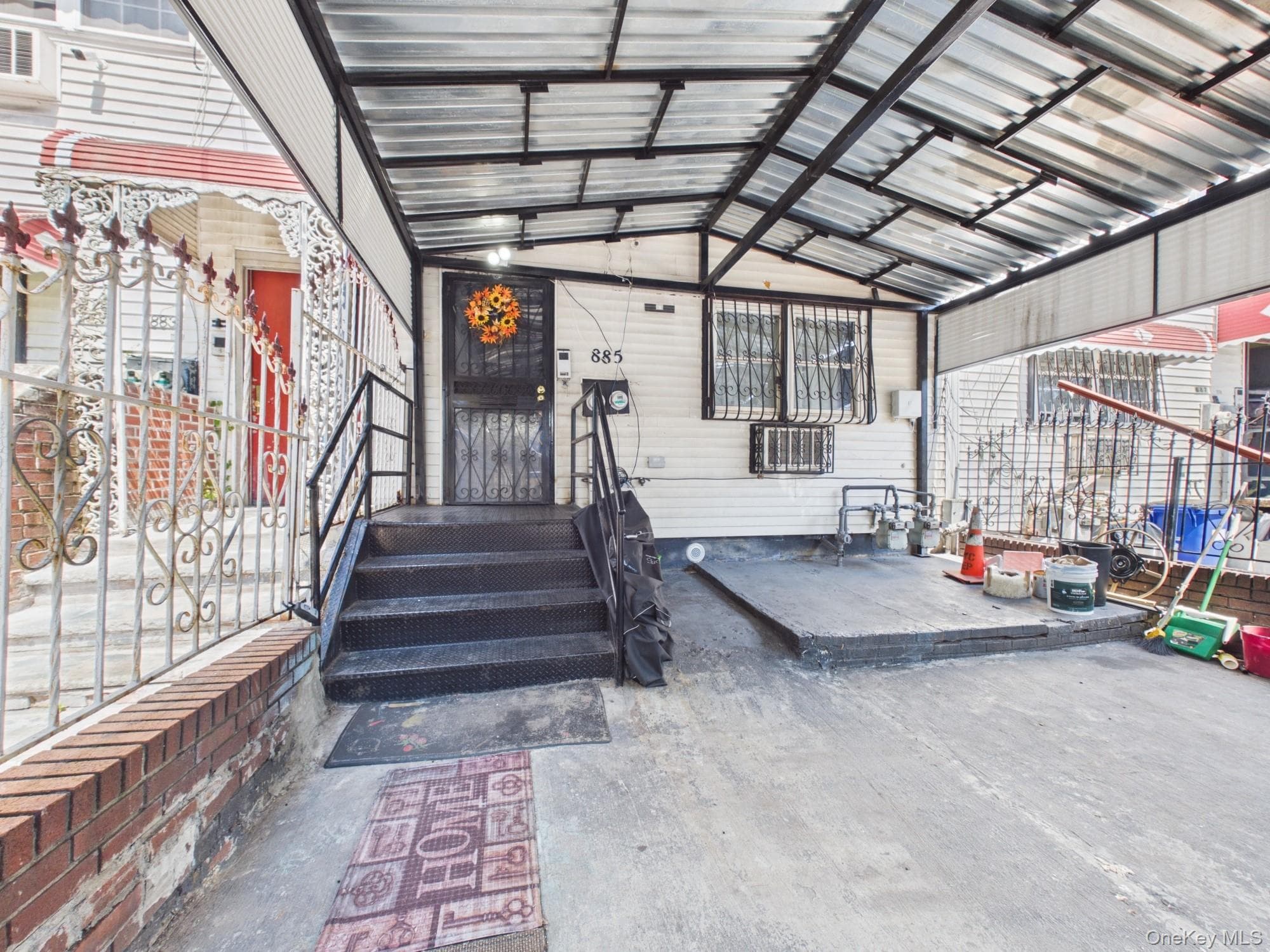 885 E 169th Street thumbnail 4