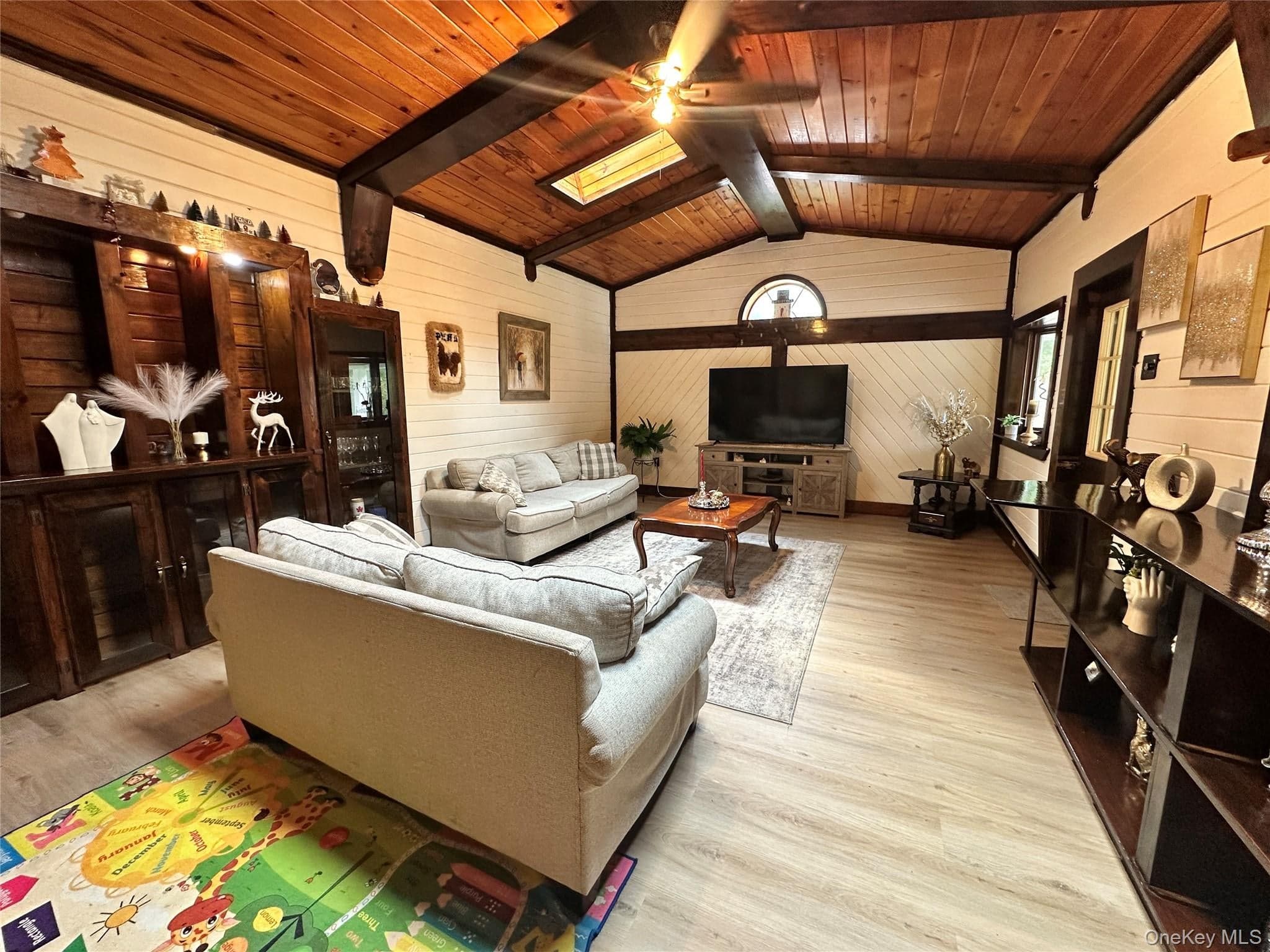 110 Foss Lane thumbnail 5