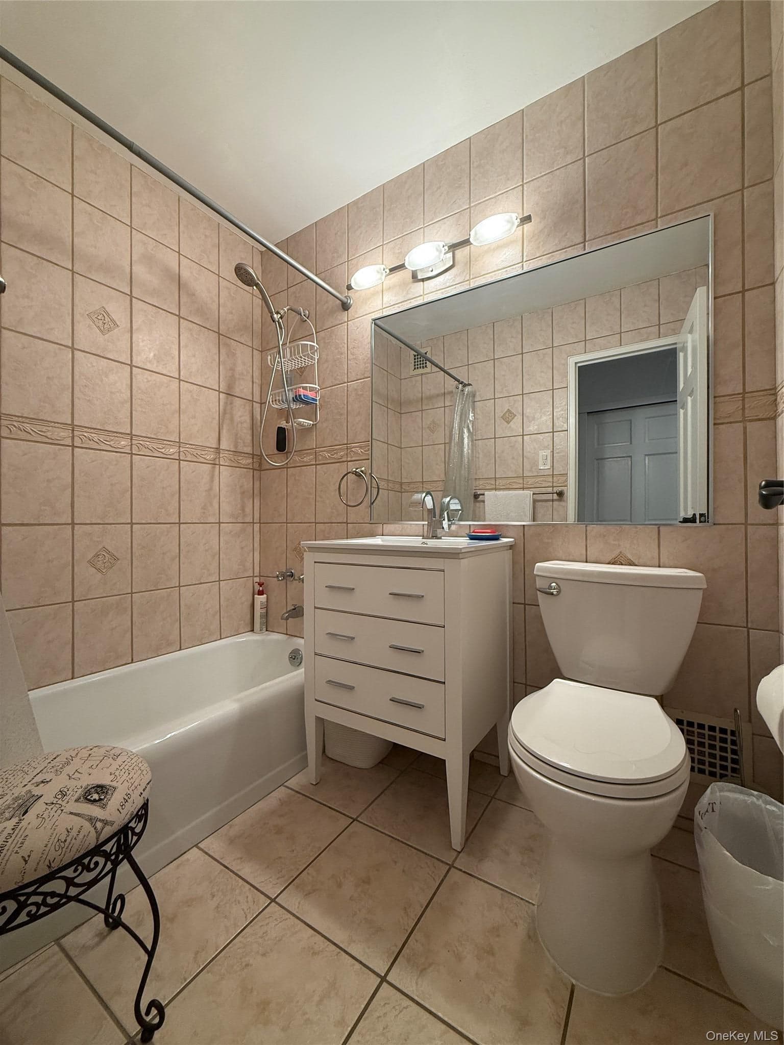 61-20 Grand Central Parkway Unit: B 1101 thumbnail 21