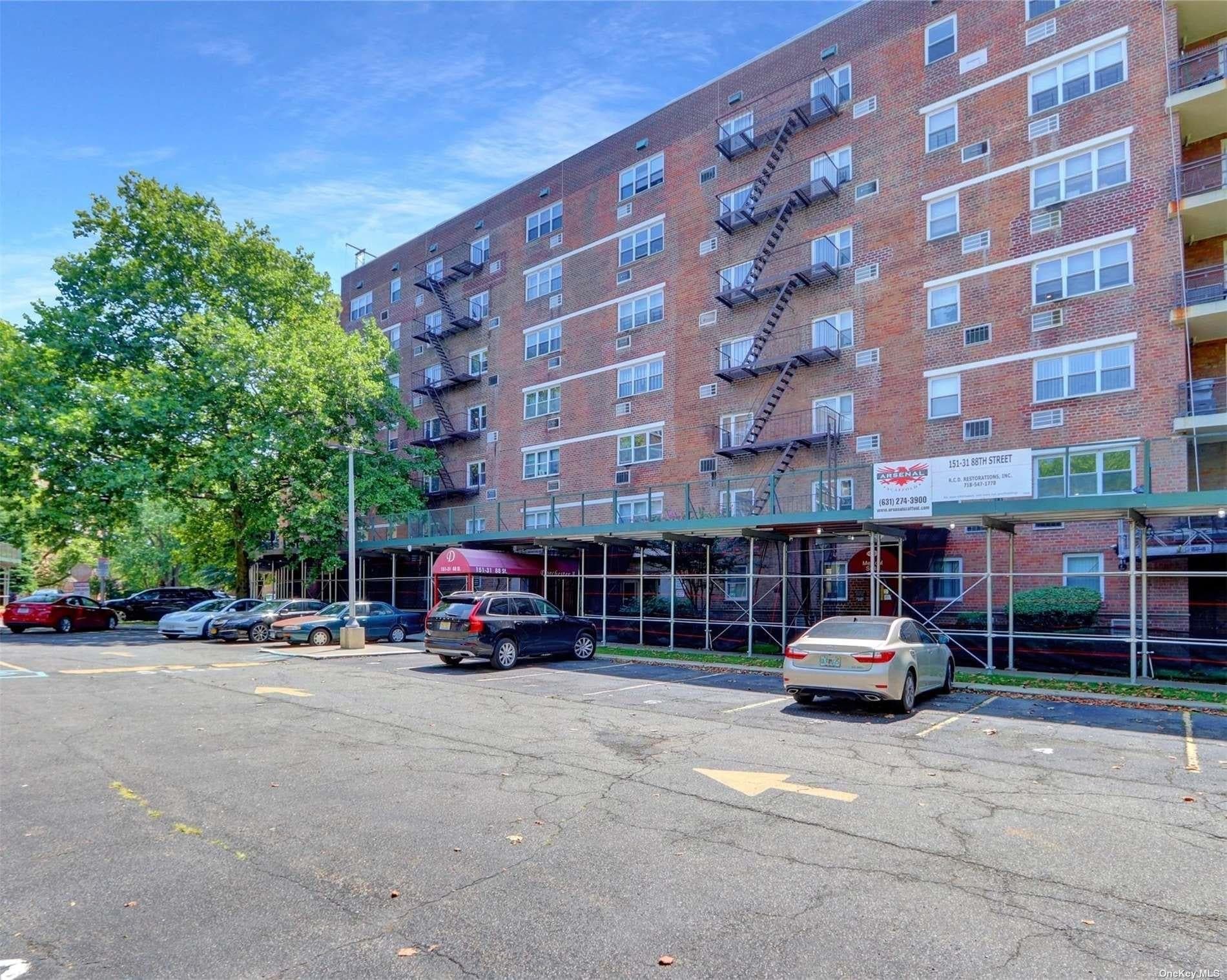 151-31 88th Street Unit: 6H thumbnail 2