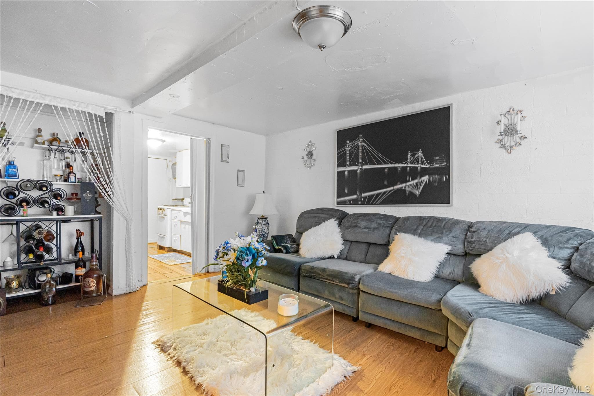 1110 E 213th Street thumbnail 6