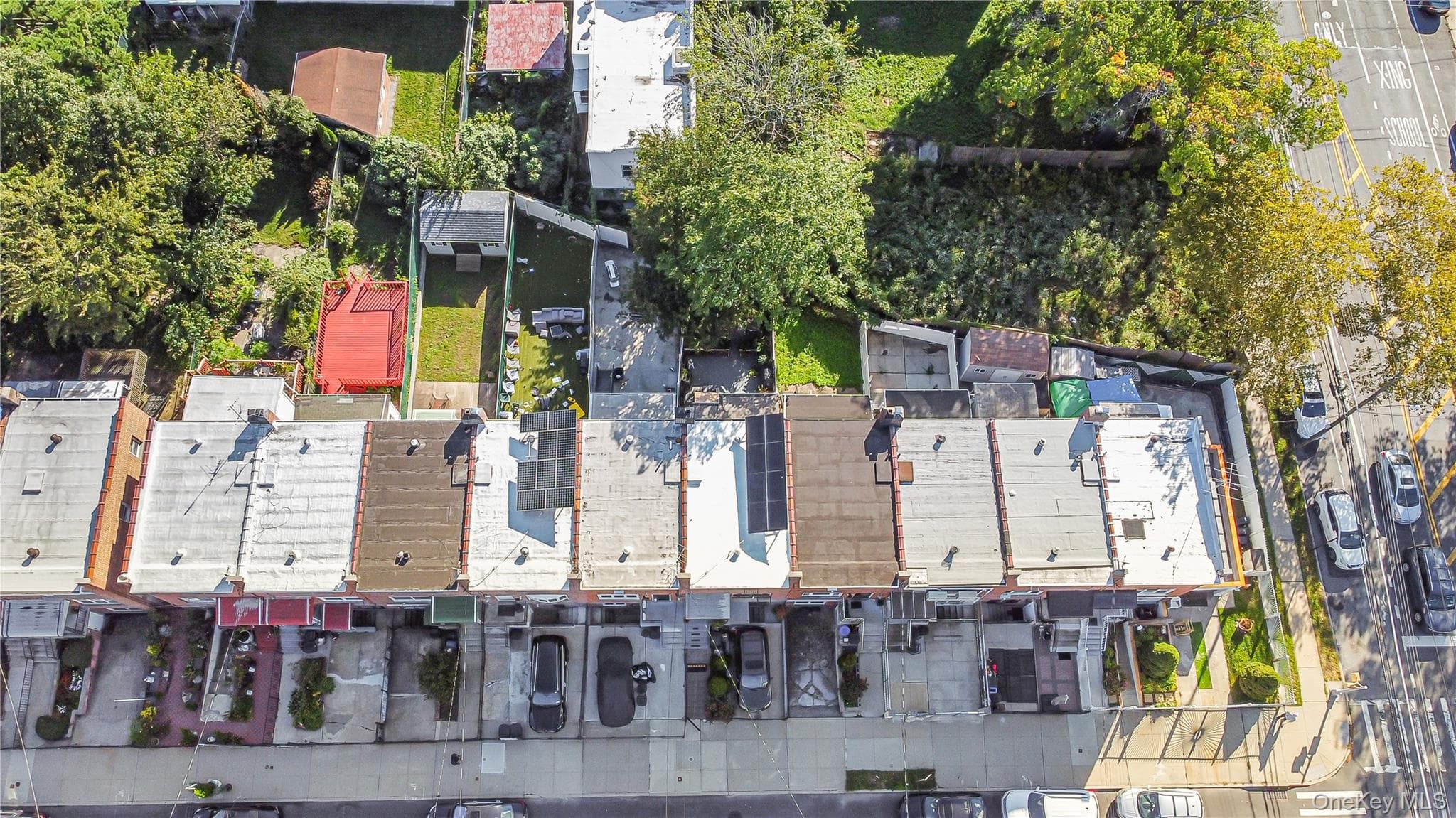 1110 E 213th Street thumbnail 2