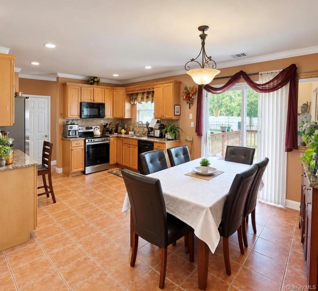 37 Howard Drive thumbnail 19
