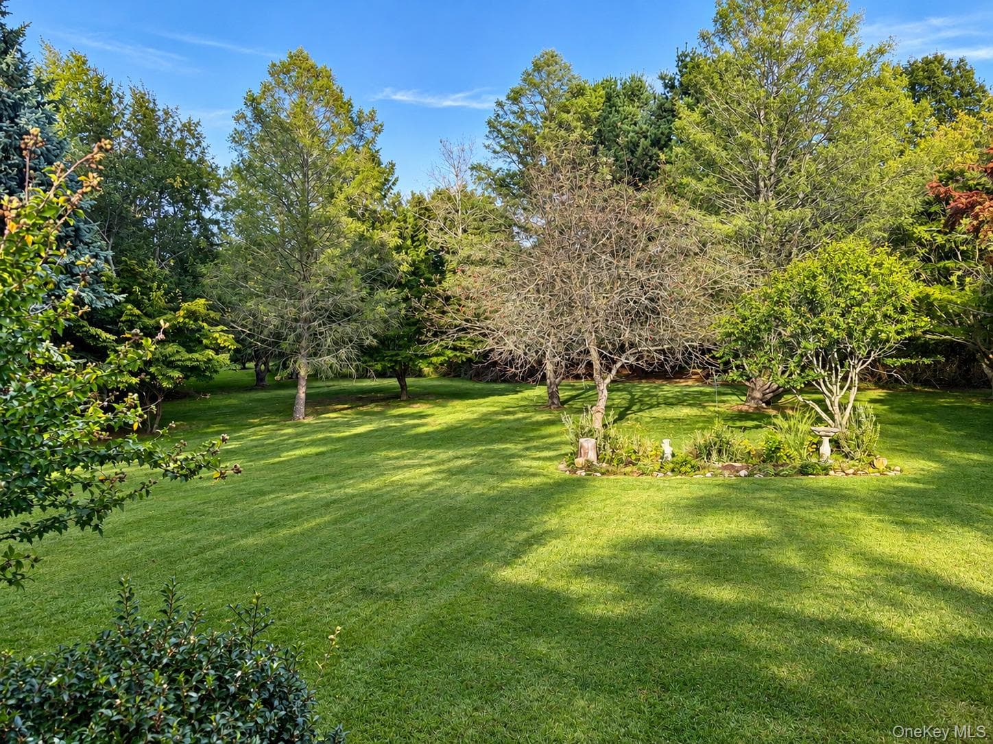 2380 Laurel Avenue thumbnail 14