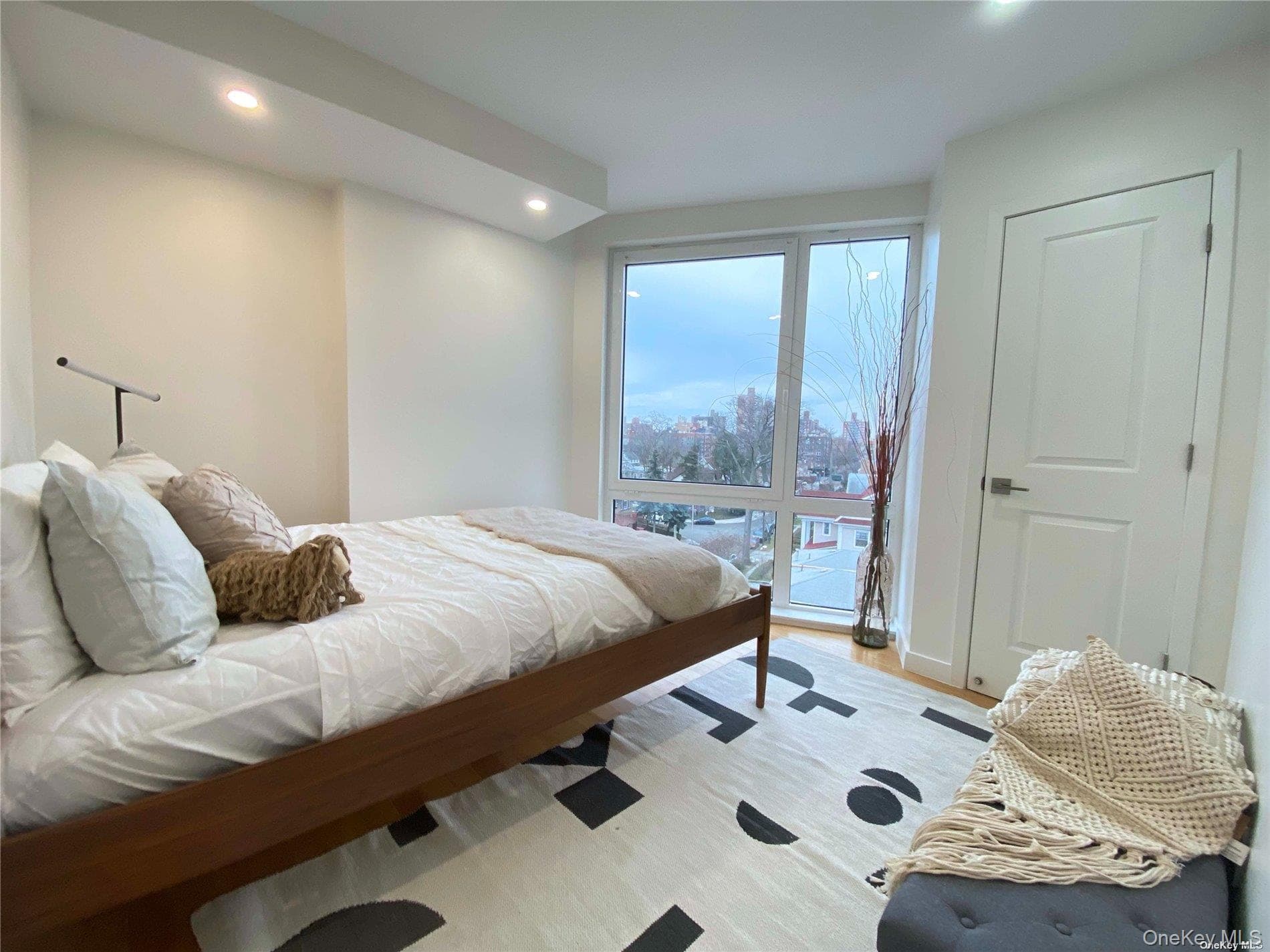 42-23 Parsons Boulevard Unit: 1E thumbnail 9
